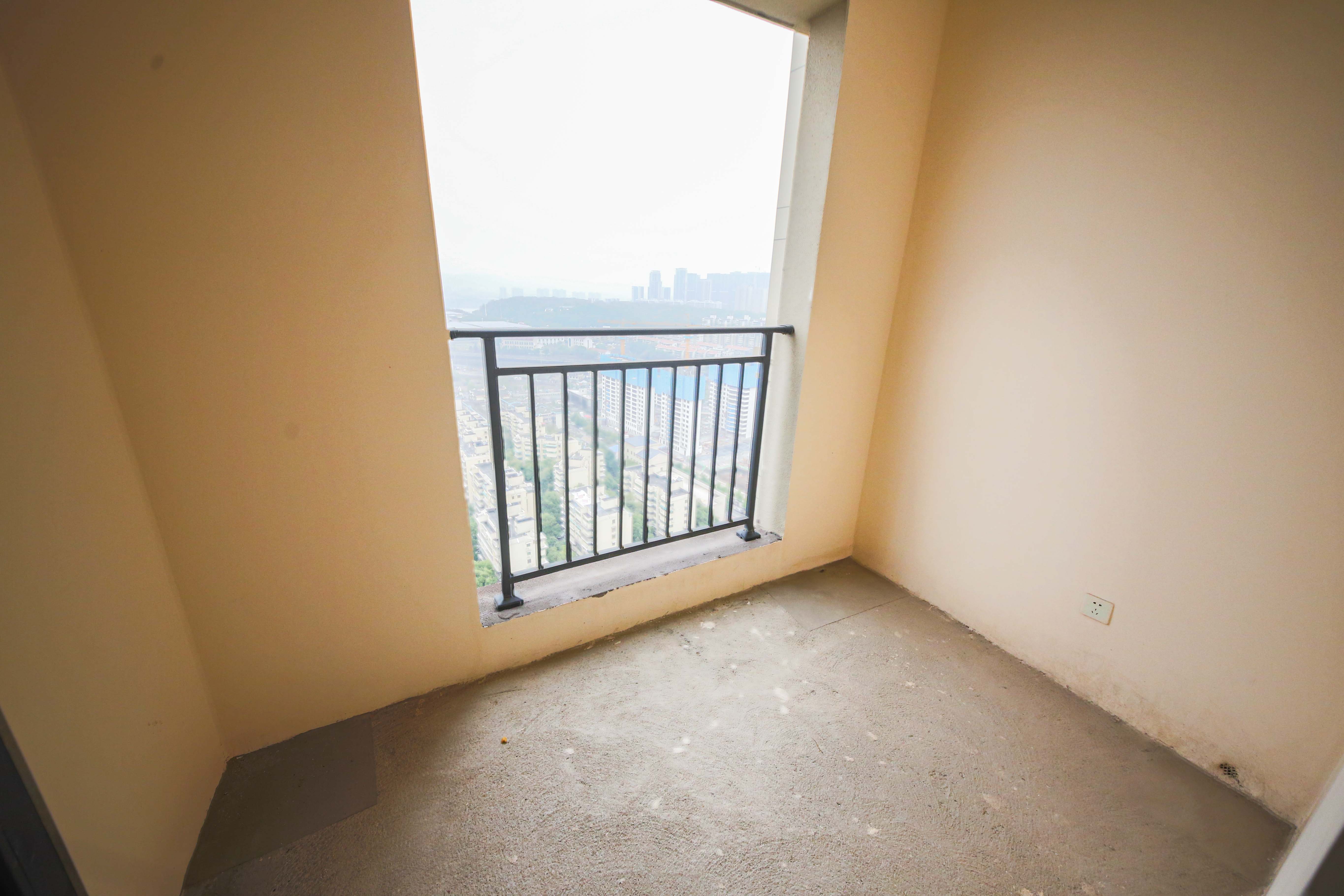 中建钰和城  2室2厅1卫   133.00万卧室