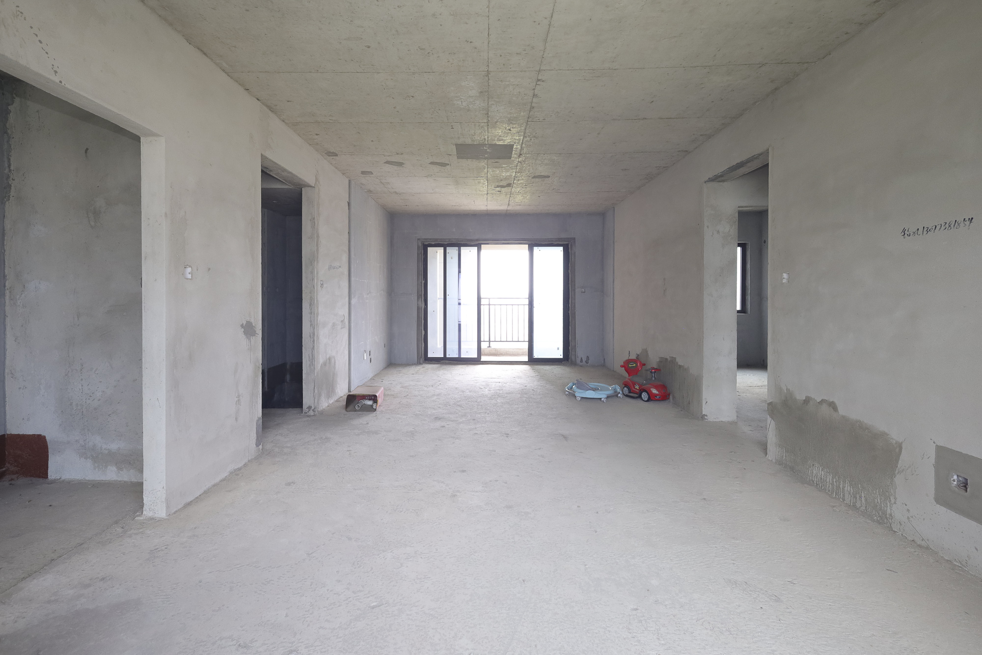 美来美城市广场  4室2厅2卫    78.0万 美来美城市广场  4室2厅2卫    78.0万客厅