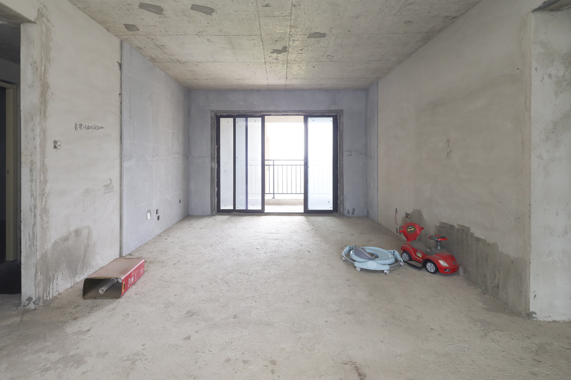 美来美城市广场  4室2厅2卫    78.0万 美来美城市广场  4室2厅2卫    78.0万客厅