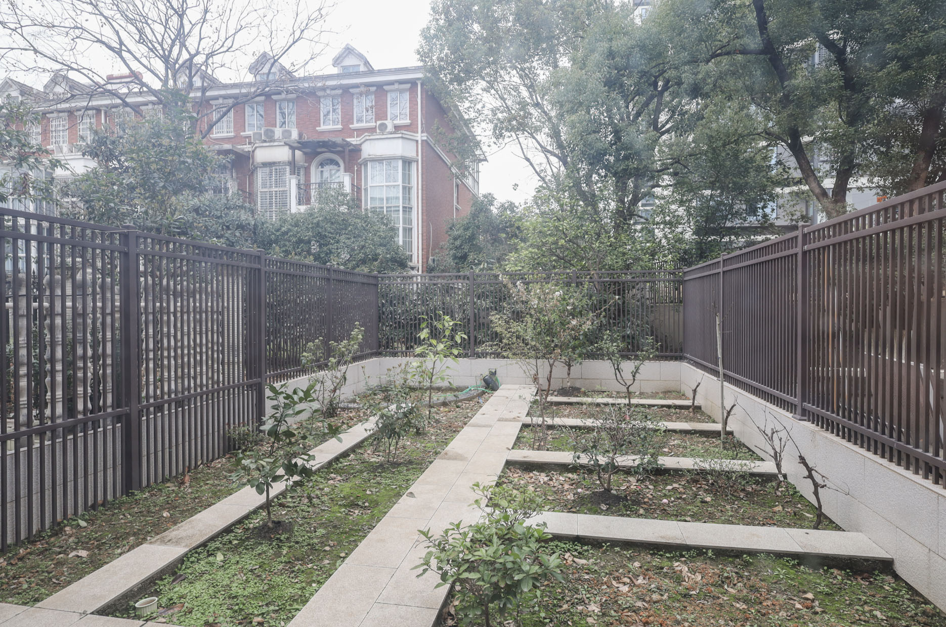 山水英伦 5室2厅3卫 348.0万 山水英伦 5室2厅3卫 348.0万其他