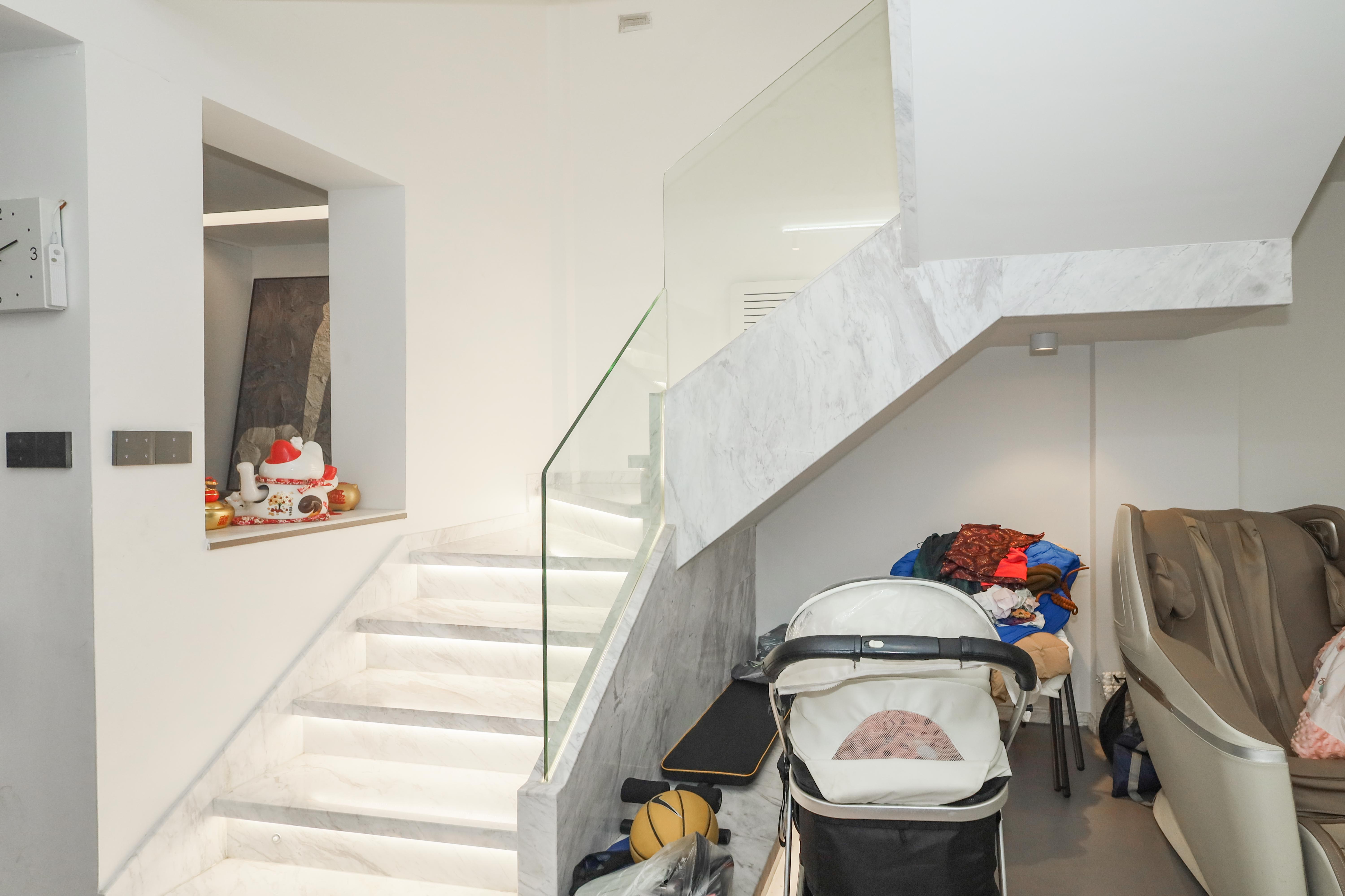 山水英伦 5室2厅3卫 348.0万 山水英伦 5室2厅3卫 348.0万其他