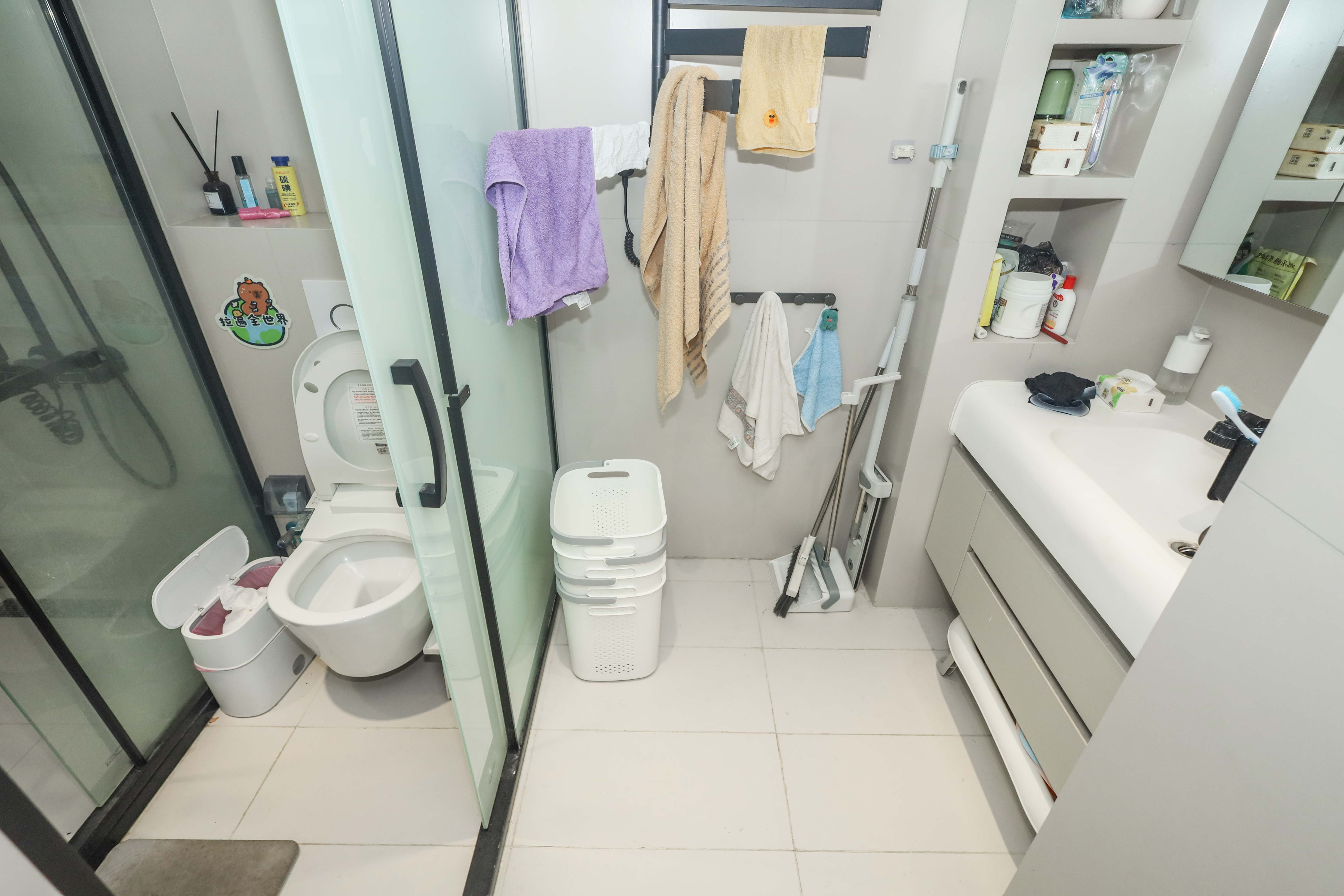 山水英伦 5室2厅3卫 348.0万 山水英伦 5室2厅3卫 348.0万卫生间