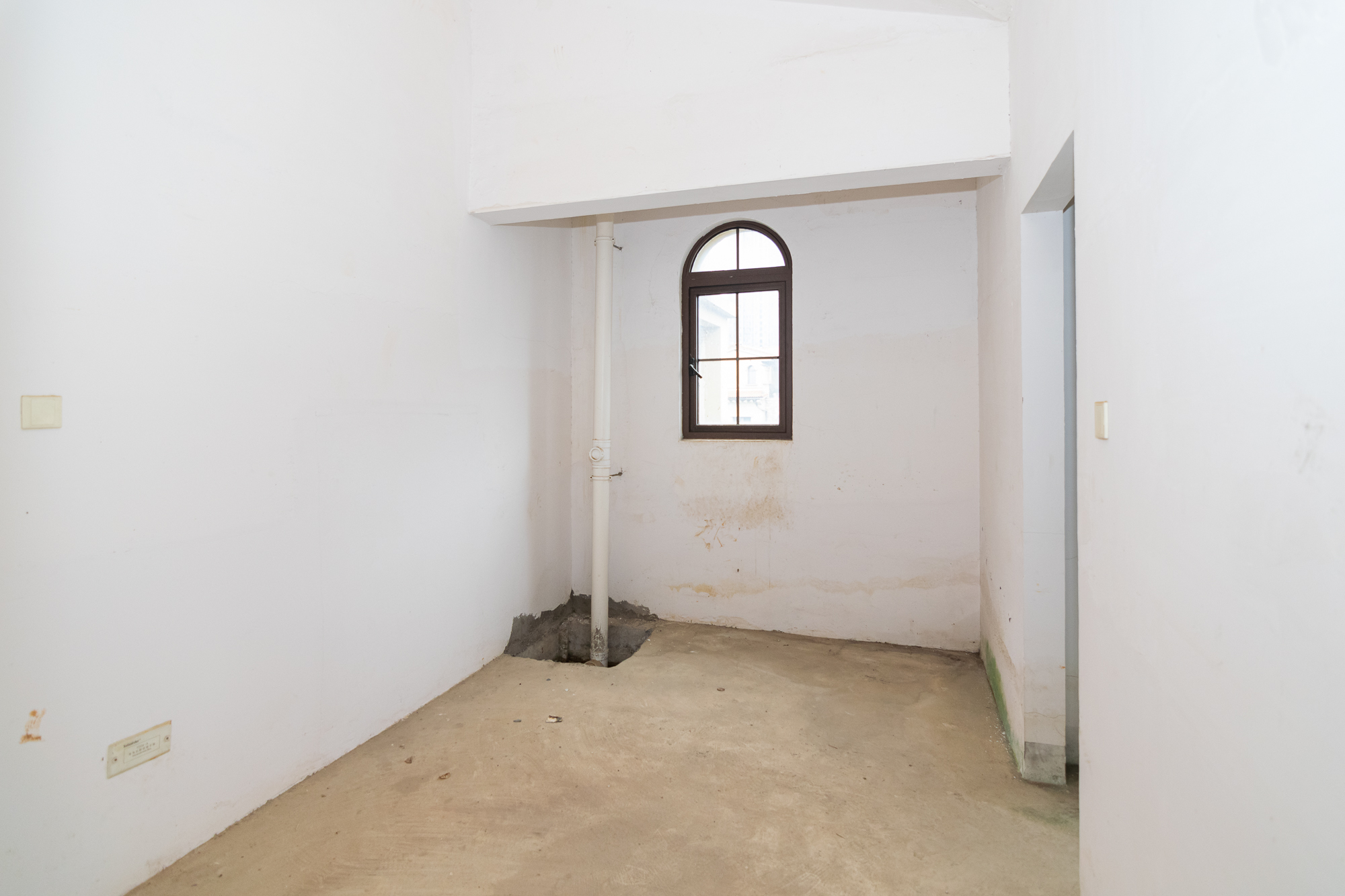 金地三千府(金地湖山樾、金地自在城) 5室2厅3卫 410.0万 金地三千府(金地湖山樾、金地自在城) 5室2厅3卫 410.0万其他