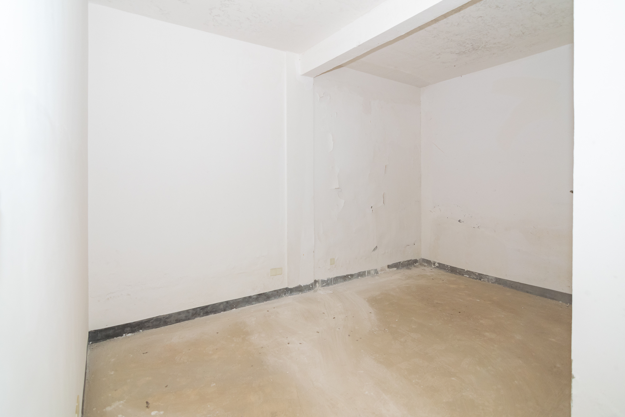 金地三千府(金地湖山樾、金地自在城) 5室2厅3卫 410.0万 金地三千府(金地湖山樾、金地自在城) 5室2厅3卫 410.0万卧室