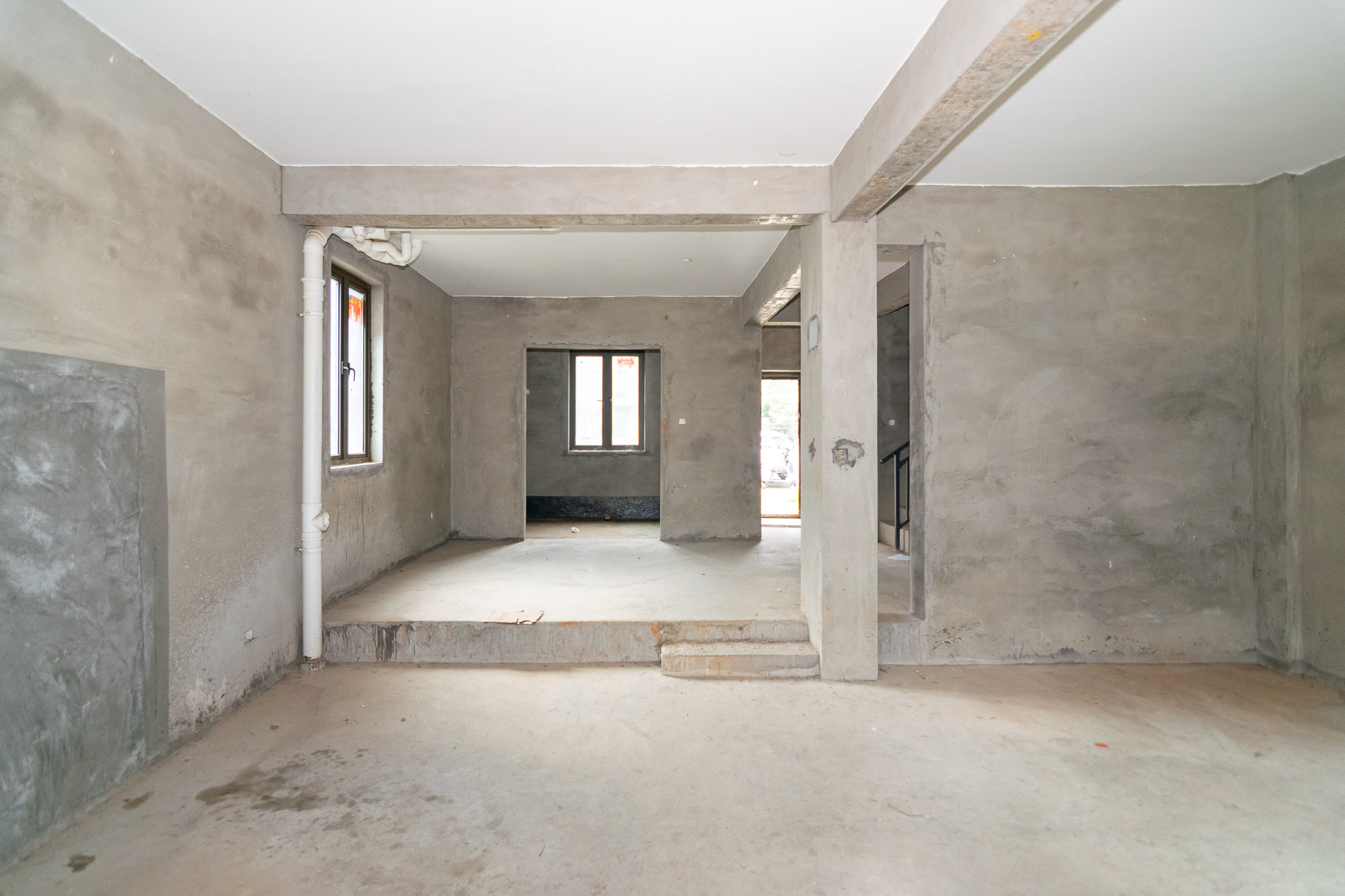 澳海望洲府  5室2厅3卫    352.0万 澳海望洲府  5室2厅3卫    352.0万客厅