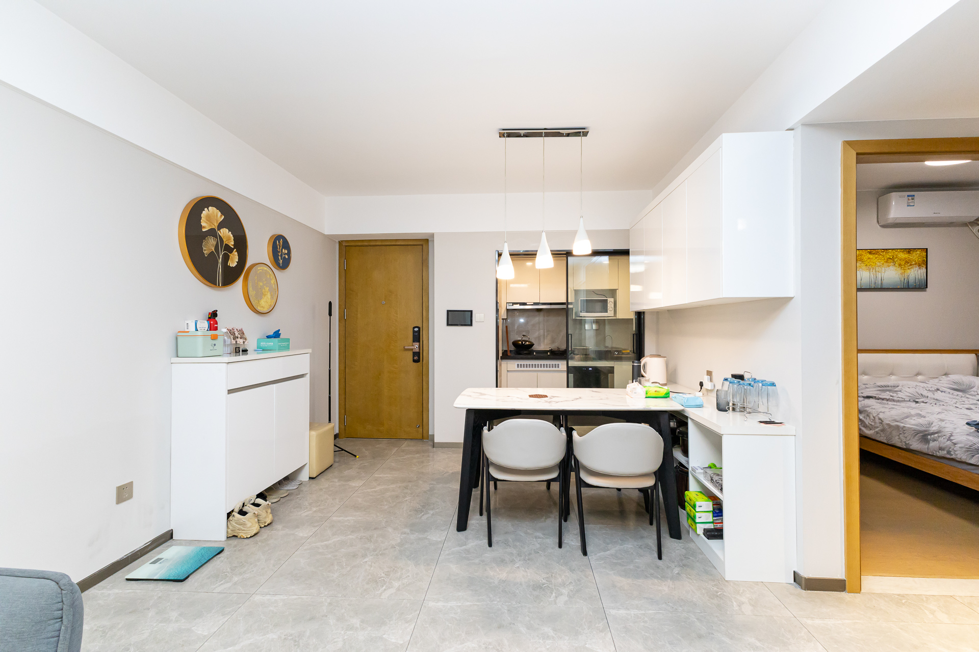 时代倾城四期 3室2厅2卫 77.5万 时代倾城四期 3室2厅2卫 77.5万客厅