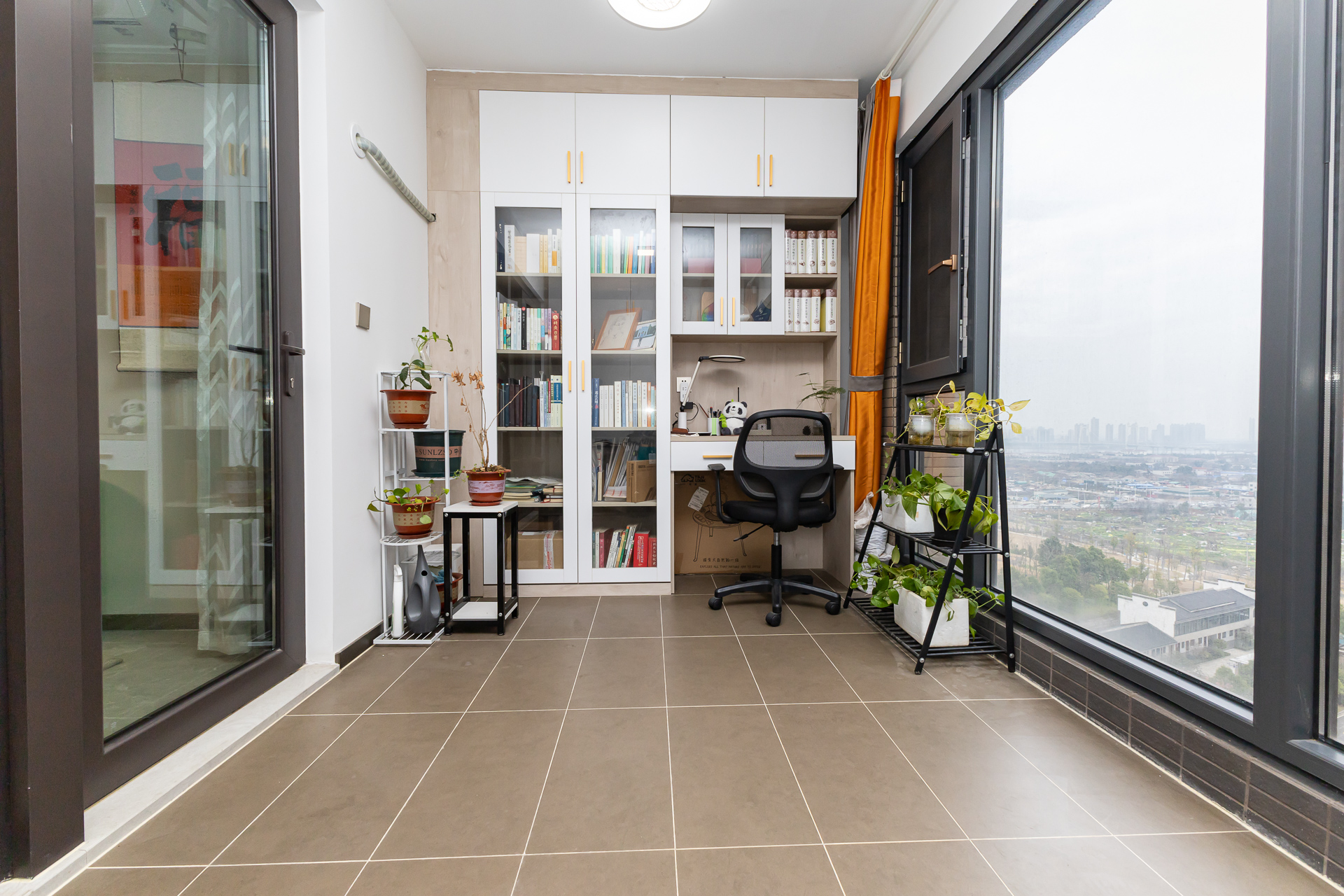 时代倾城四期 3室2厅2卫 77.5万 时代倾城四期 3室2厅2卫 77.5万阳台