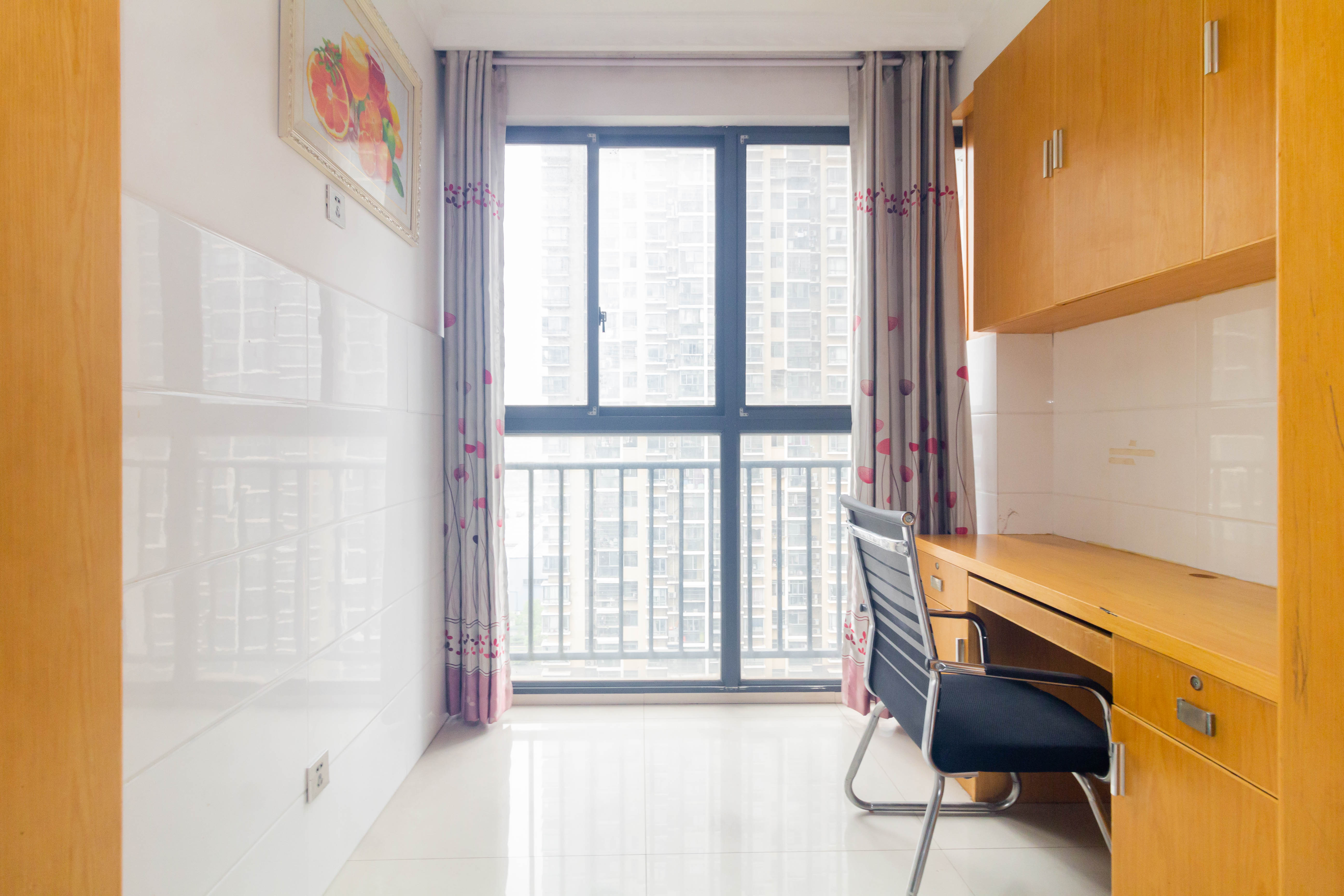 中国铁建国际城一期  4室2厅2卫    79.8万 中国铁建国际城一期  4室2厅2卫    79.8万卧室