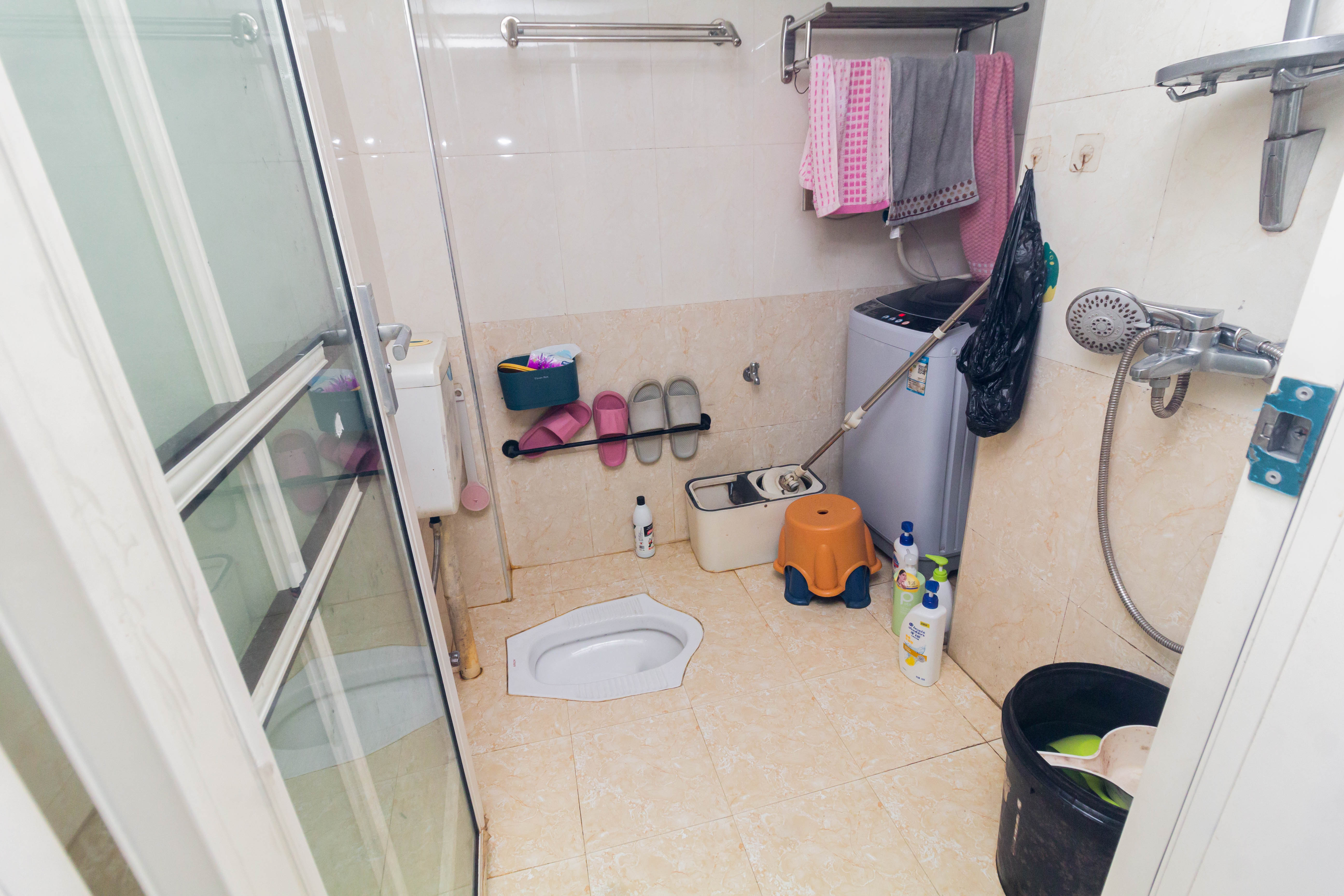 东岸锦城(东方人家) 3室2厅1卫 67.8万 东岸锦城(东方人家) 3室2厅1卫 67.8万卫生间