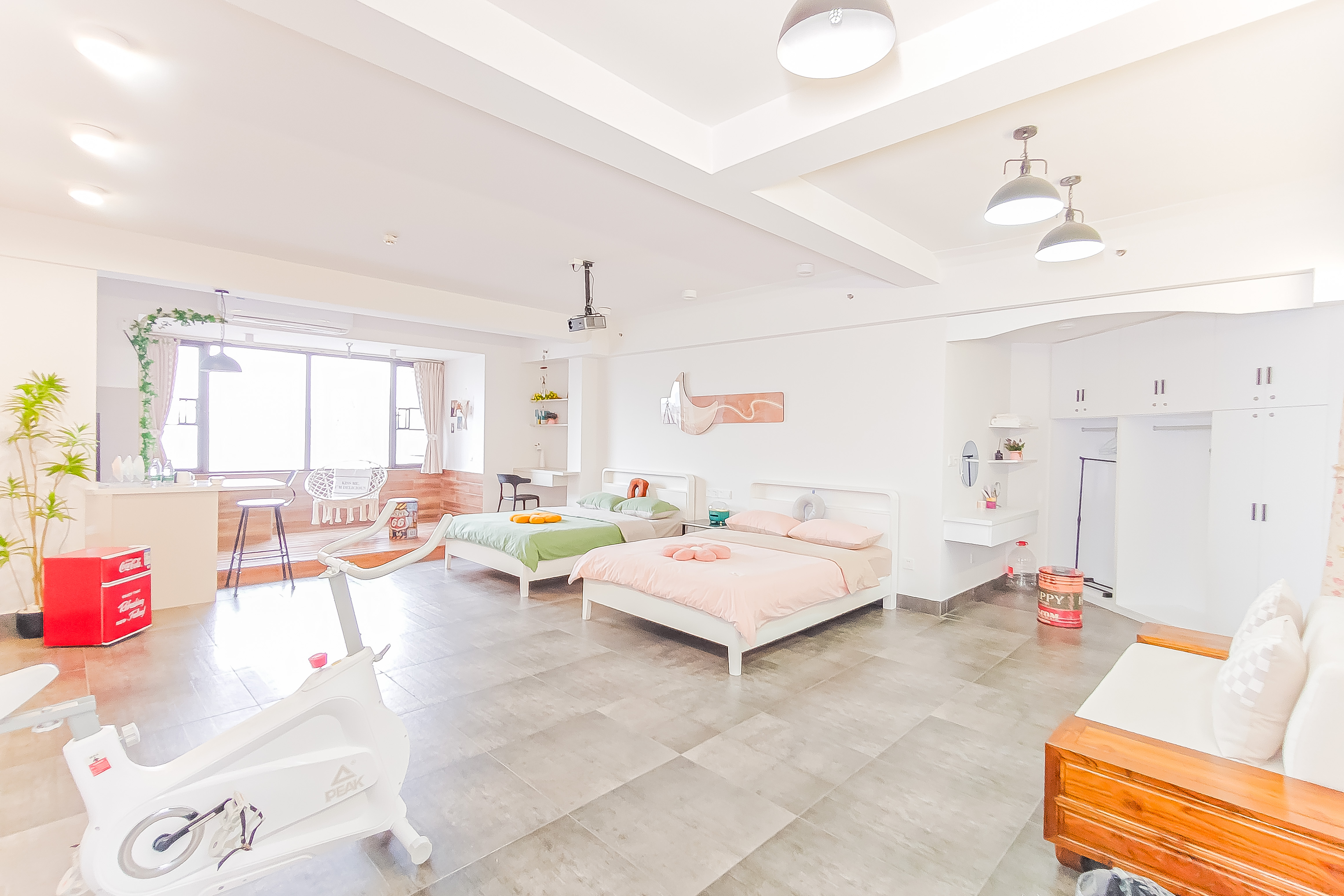 东友星座  1室1厅1卫    152.8万 东友星座  1室1厅1卫    152.8万客厅