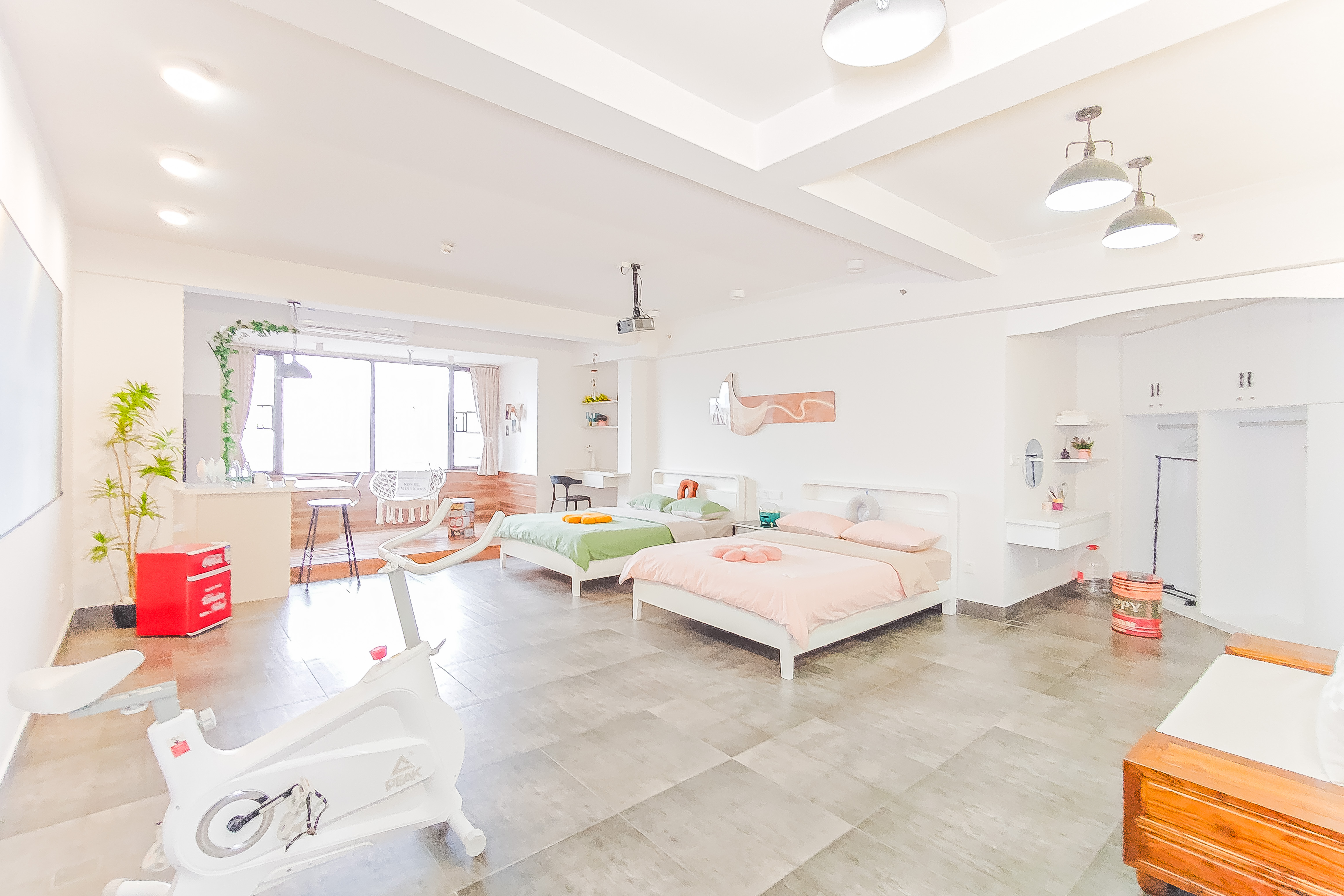 东友星座  1室1厅1卫    152.8万 东友星座  1室1厅1卫    152.8万客厅