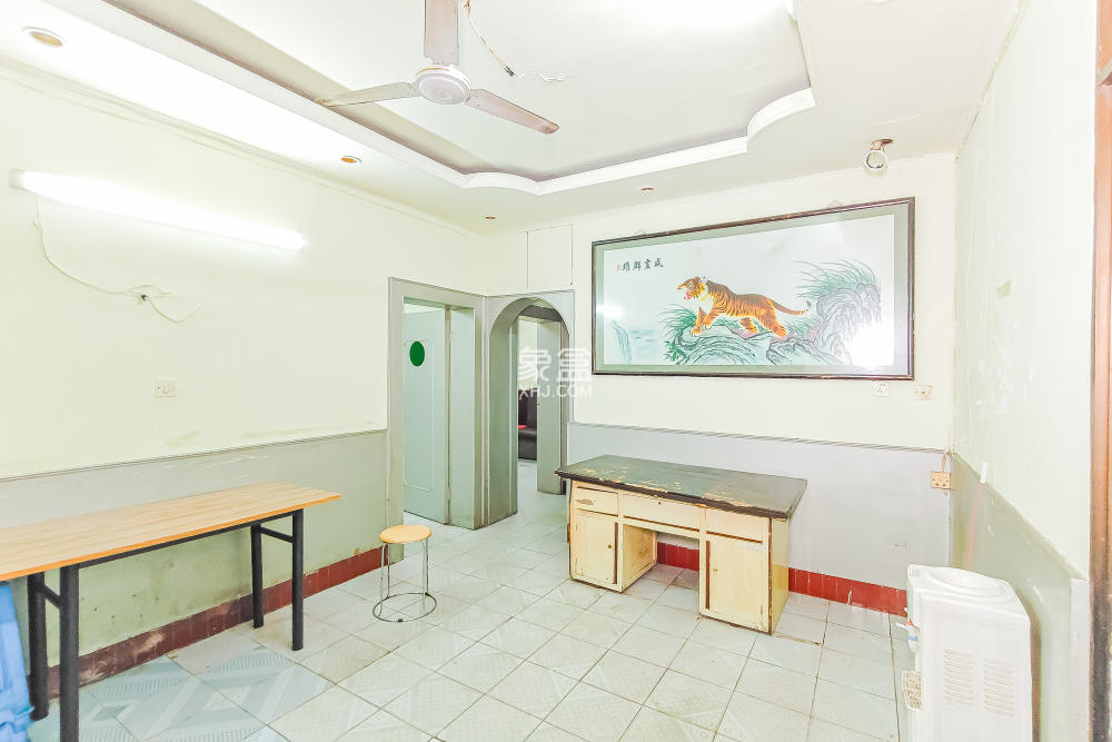 桂花二村  3室2厅1卫   66.00万