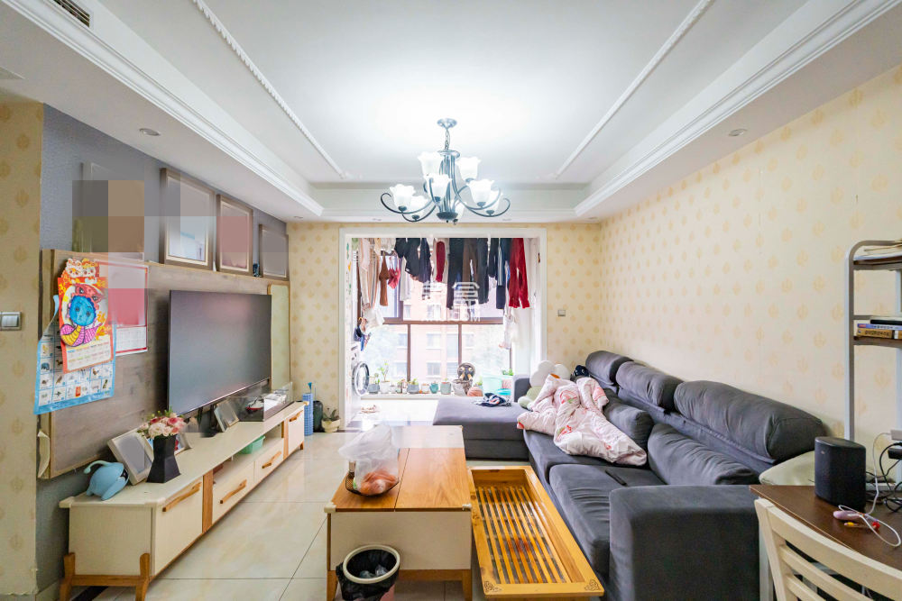 金色溪泉湾  2室2厅1卫    82.8万