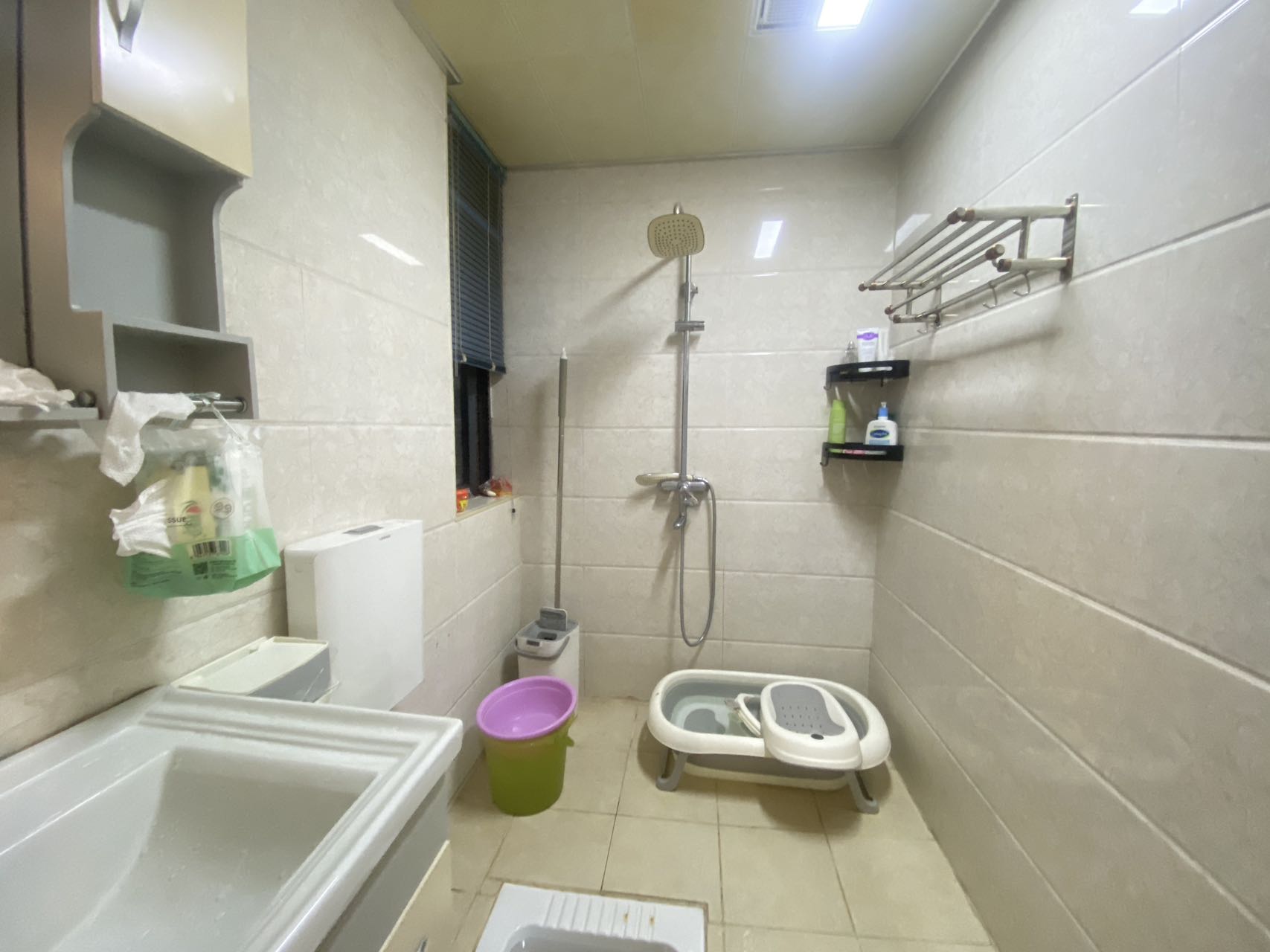 泰山公馆  2室1厅1卫    37.0万 泰山公馆  2室1厅1卫    37.0万室内图