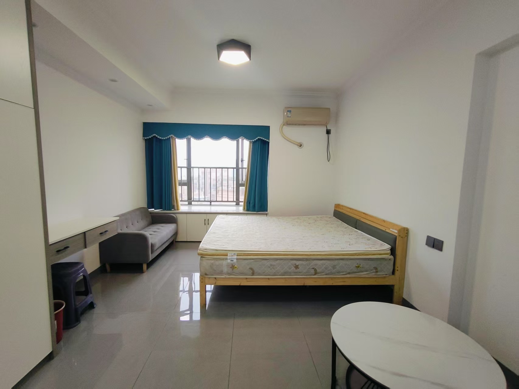 凯风珑城 1室1厅1卫 18.8万 凯风珑城 1室1厅1卫 18.8万室内图