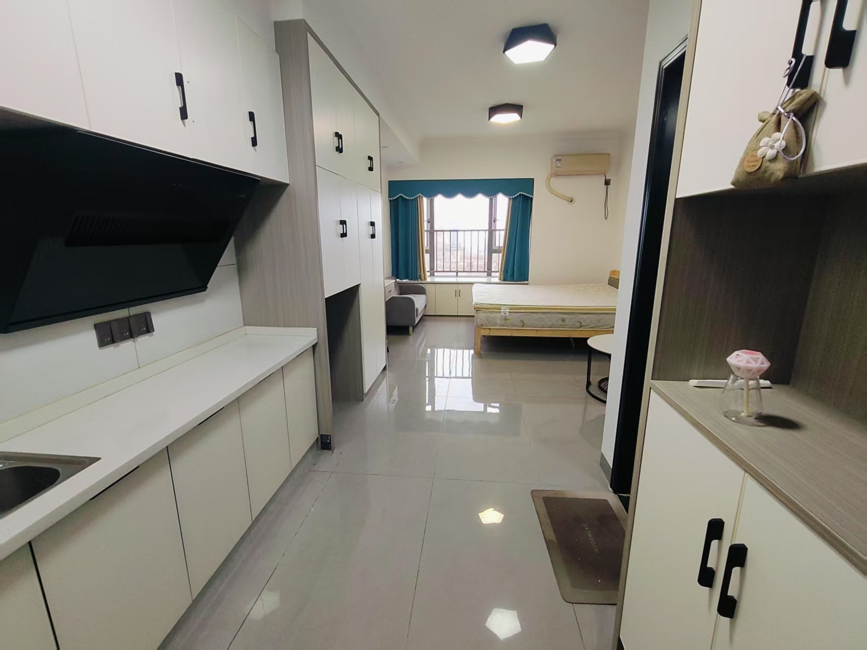 凯风珑城 1室1厅1卫 18.8万 凯风珑城 1室1厅1卫 18.8万室内图