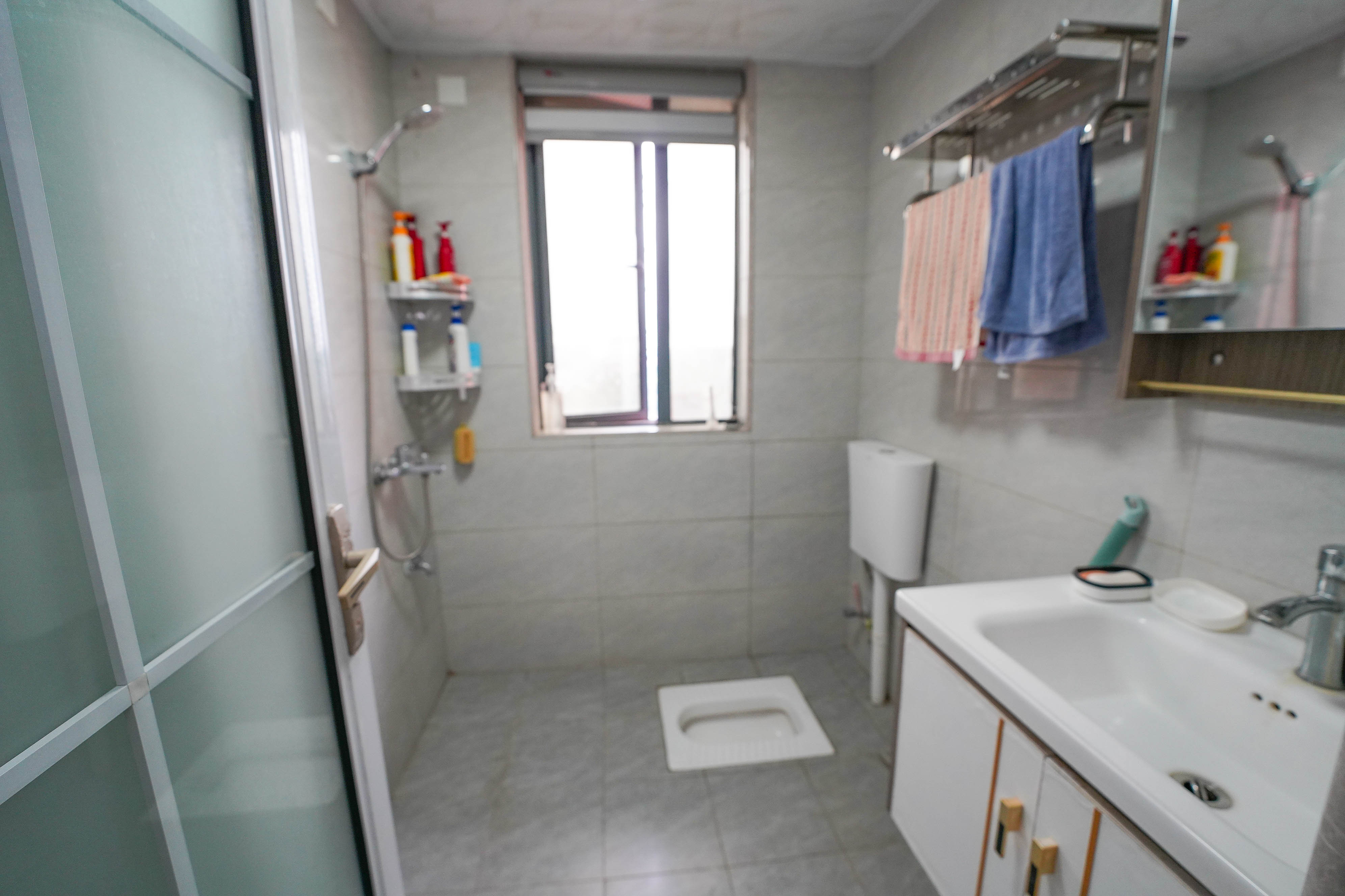 金谷豪庭 2室1厅1卫 50.00万 金谷豪庭 2室1厅1卫 50.00万其他