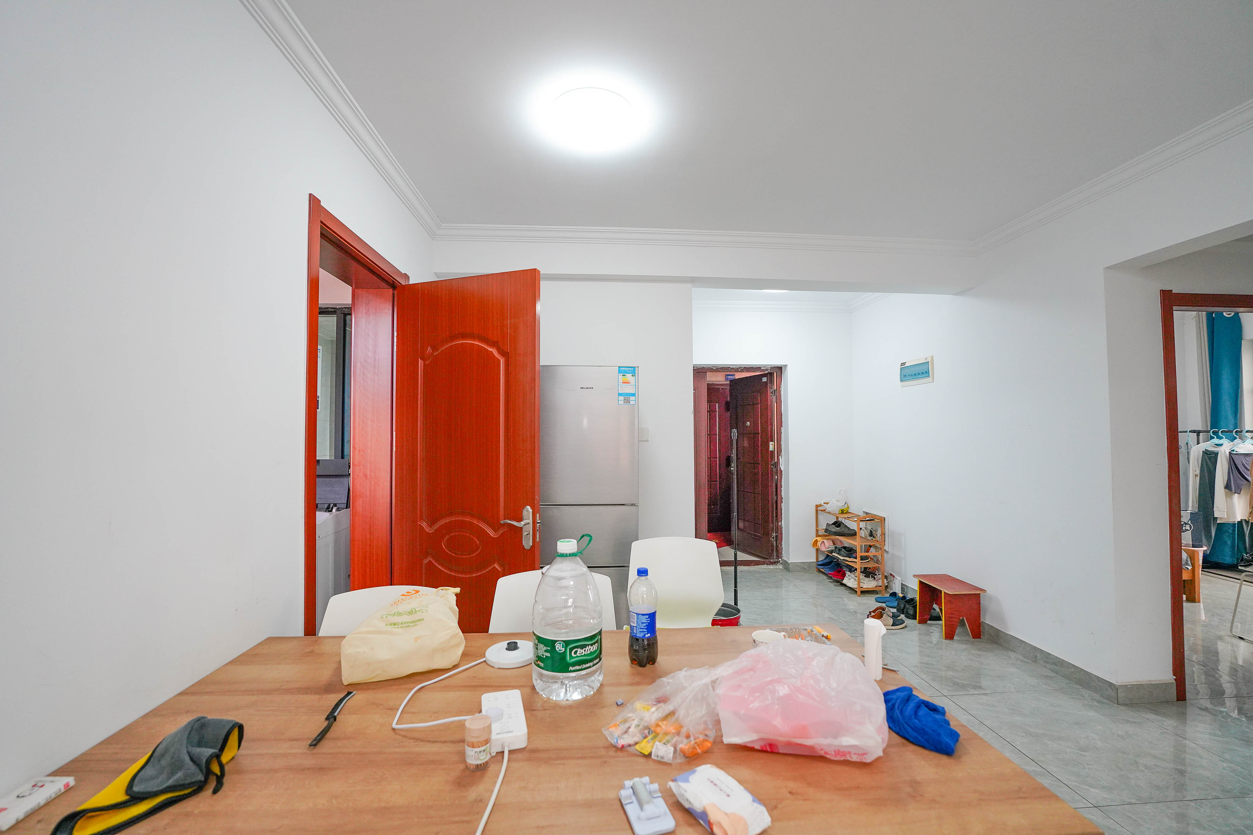 金谷豪庭 2室1厅1卫 50.00万 金谷豪庭 2室1厅1卫 50.00万客厅