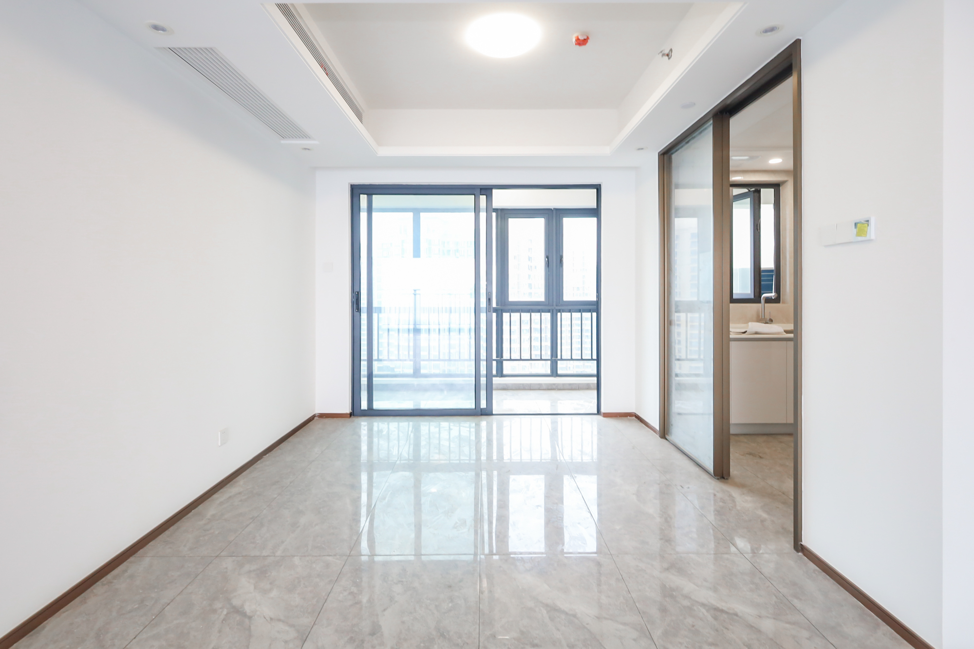 滨江府1913  4室2厅3卫    450.0万 滨江府1913  4室2厅3卫    450.0万其他