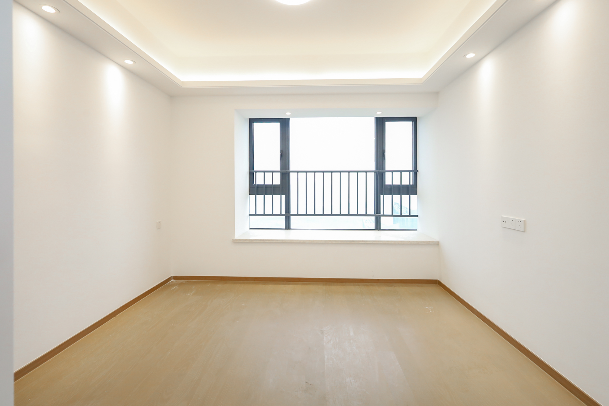 滨江府1913  4室2厅3卫    450.0万 滨江府1913  4室2厅3卫    450.0万卧室