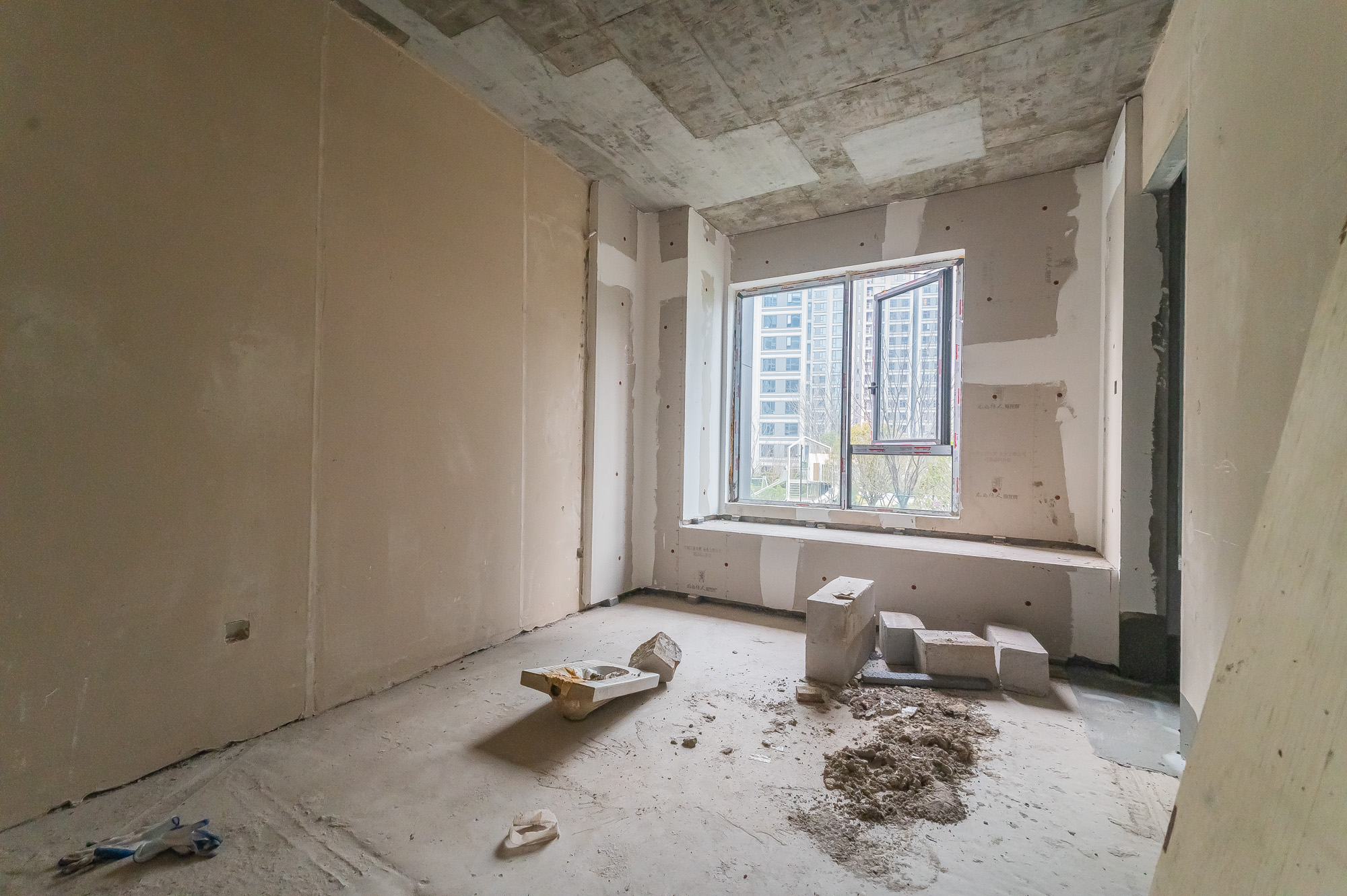 万科松湖天地 6室2厅6卫 628.0万 万科松湖天地 6室2厅6卫 628.0万其他