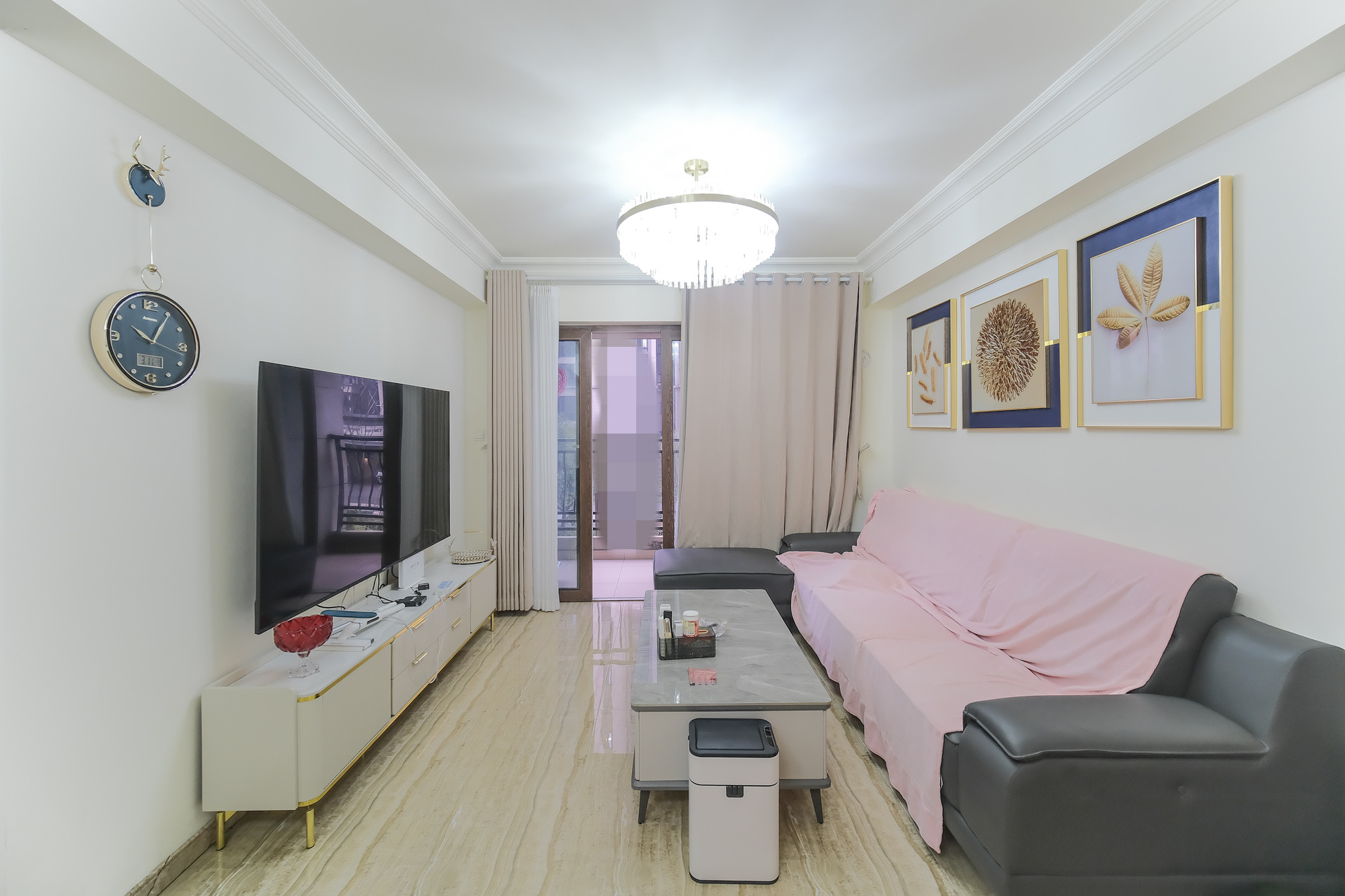 碧桂园翘楚棠 3室2厅2卫 70.0万 碧桂园翘楚棠 3室2厅2卫 70.0万客厅