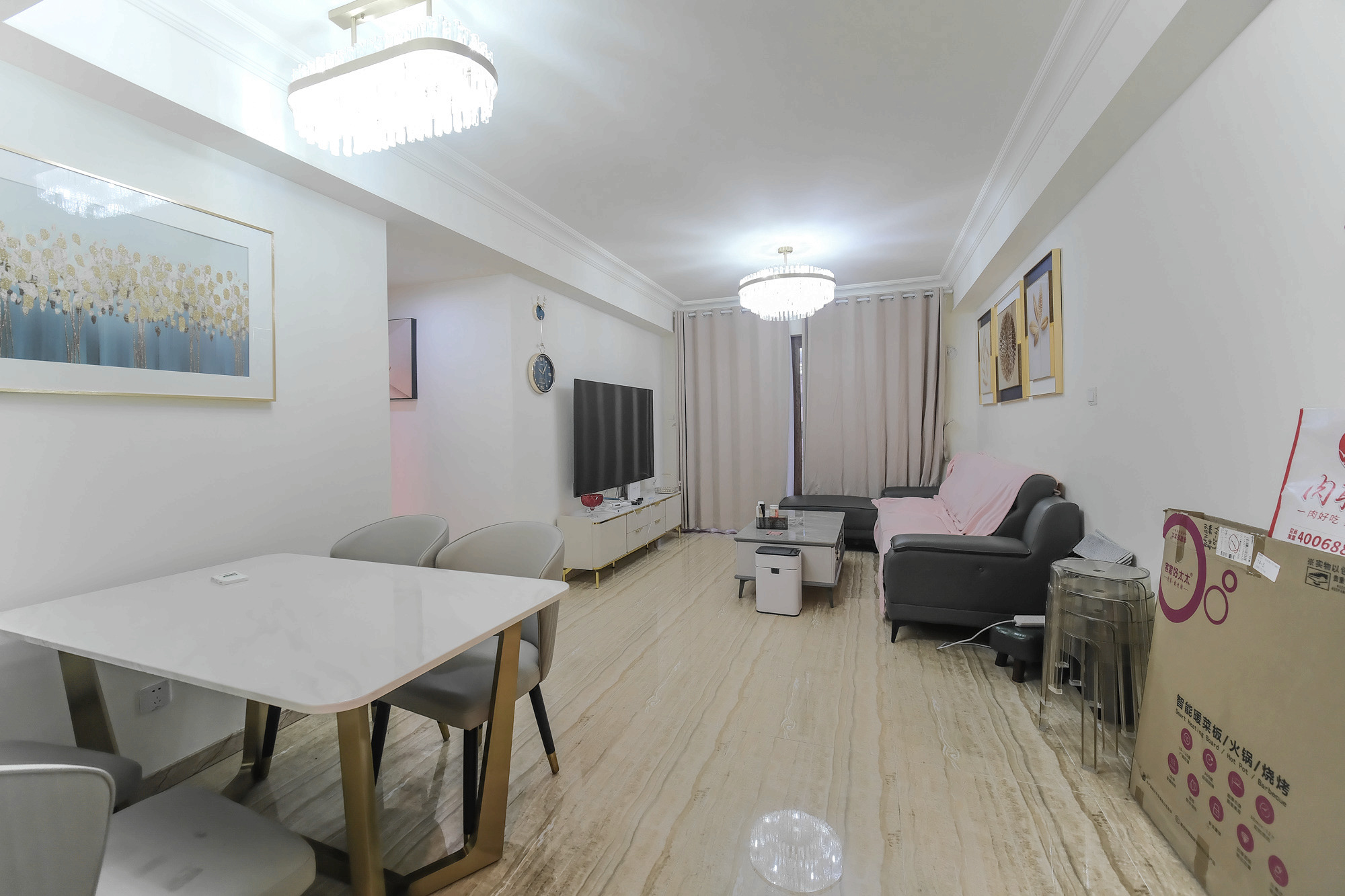 碧桂园翘楚棠 3室2厅2卫 70.0万 碧桂园翘楚棠 3室2厅2卫 70.0万客厅