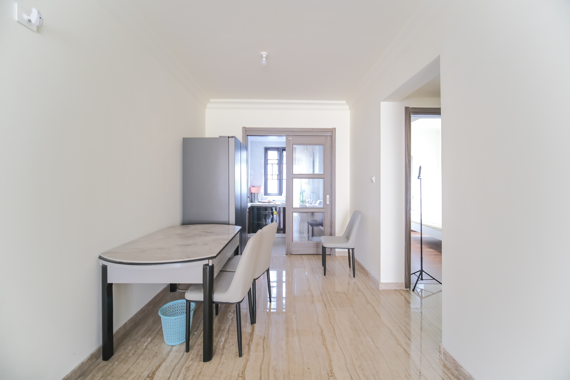 碧桂园翘楚棠  3室2厅2卫    85.0万客厅