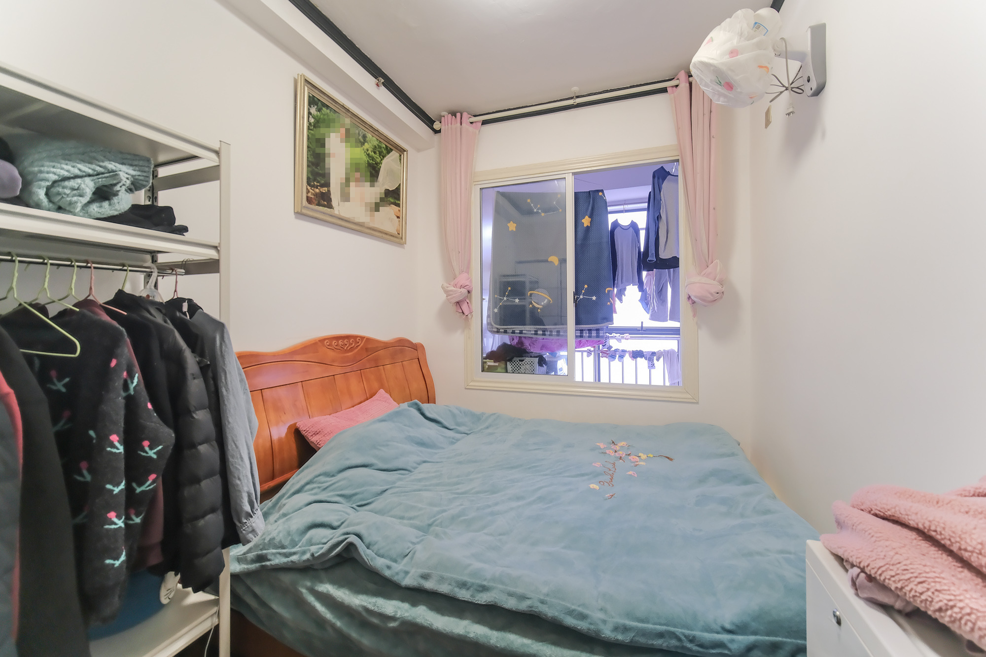 和悦城(蟠龙景苑) 3室2厅1卫 54.8万 和悦城(蟠龙景苑) 3室2厅1卫 54.8万卧室