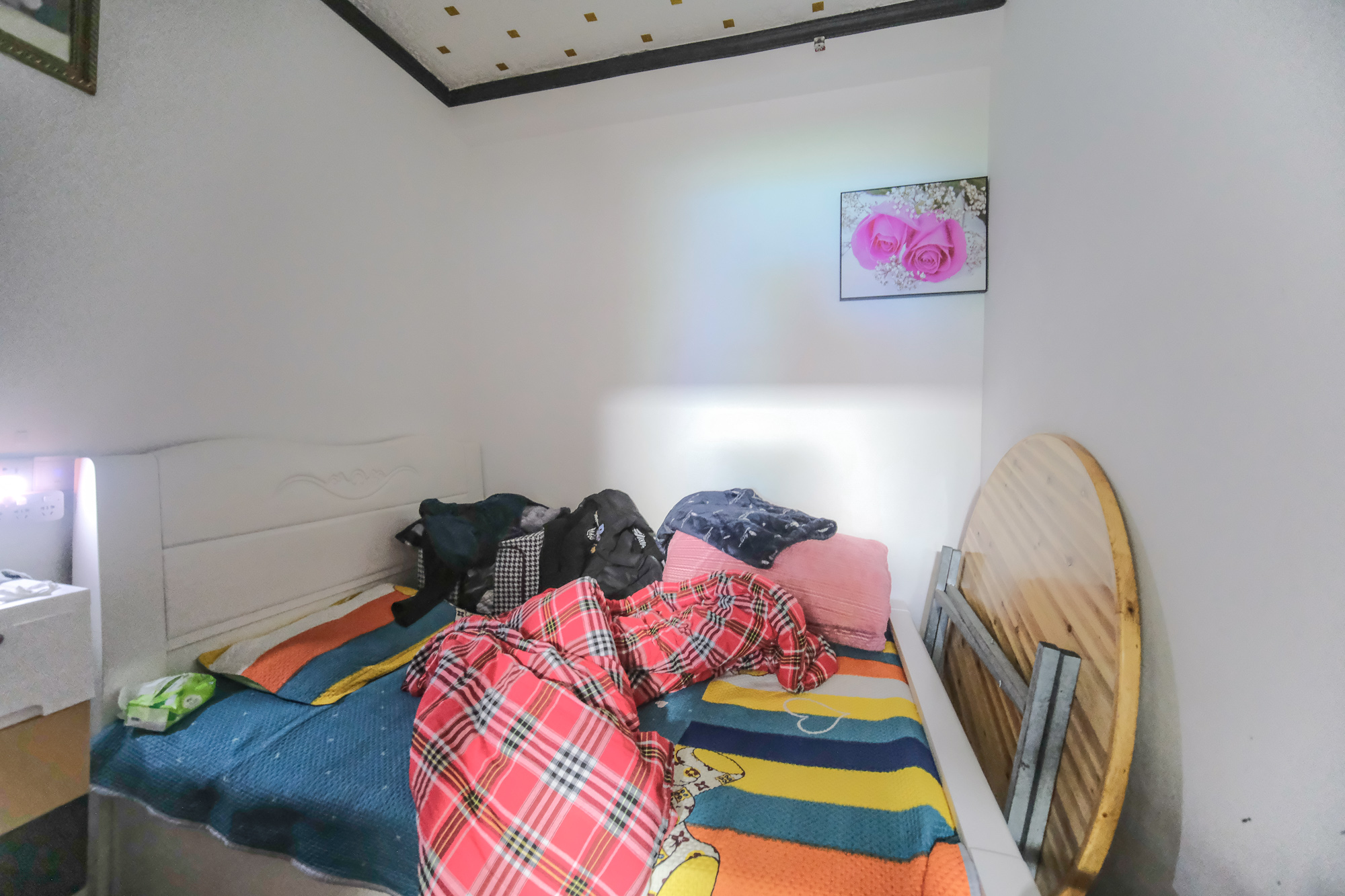 和悦城(蟠龙景苑) 3室2厅1卫 54.8万 和悦城(蟠龙景苑) 3室2厅1卫 54.8万卧室