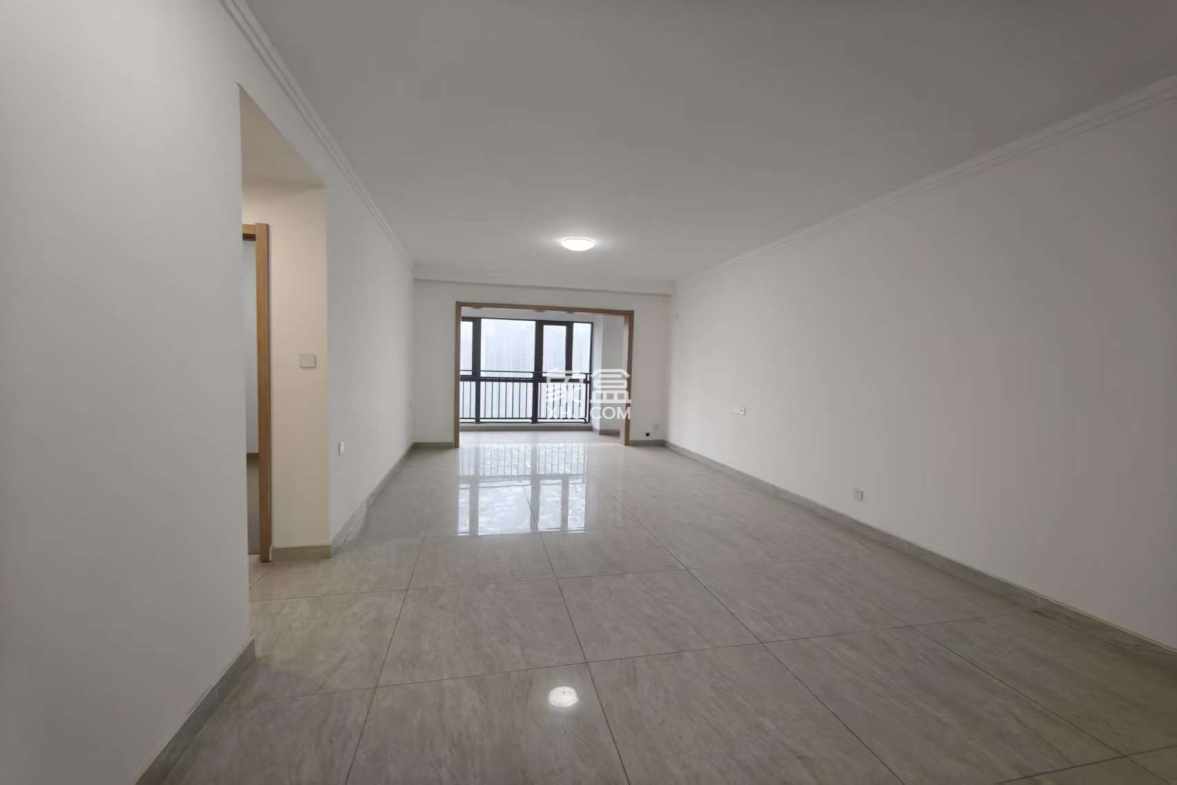 美的翰城  3室2厅2卫    88.0万 美的翰城  3室2厅2卫    88.0万室内图