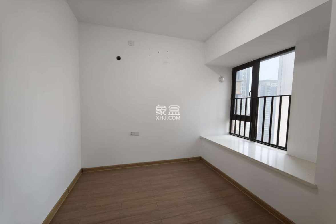 美的翰城  3室2厅2卫    88.0万 美的翰城  3室2厅2卫    88.0万室内图