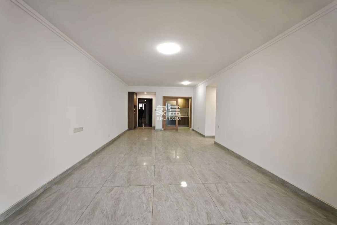 美的翰城  3室2厅2卫    88.0万 美的翰城  3室2厅2卫    88.0万室内图