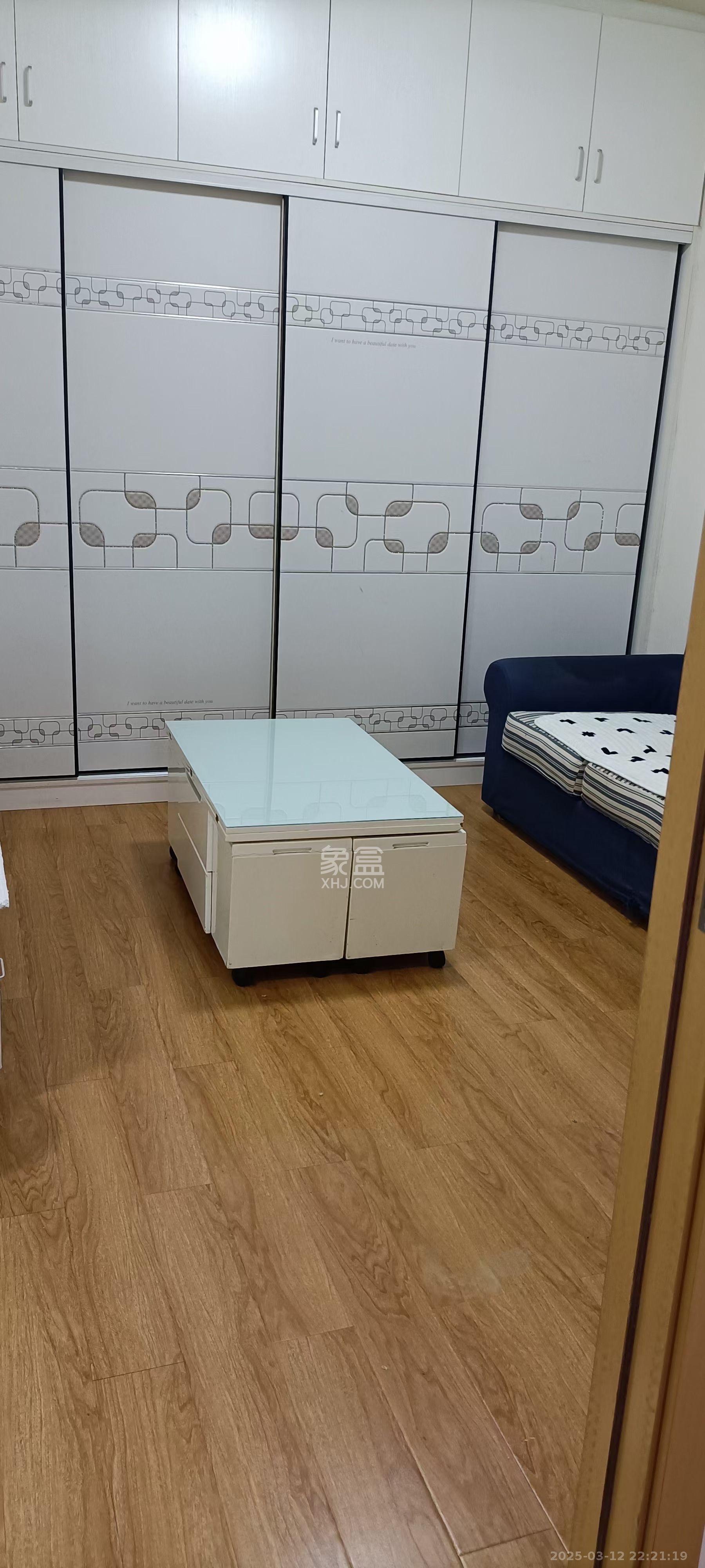 北辰三角洲E3区  1室1厅1卫   2300.00元/月室内图