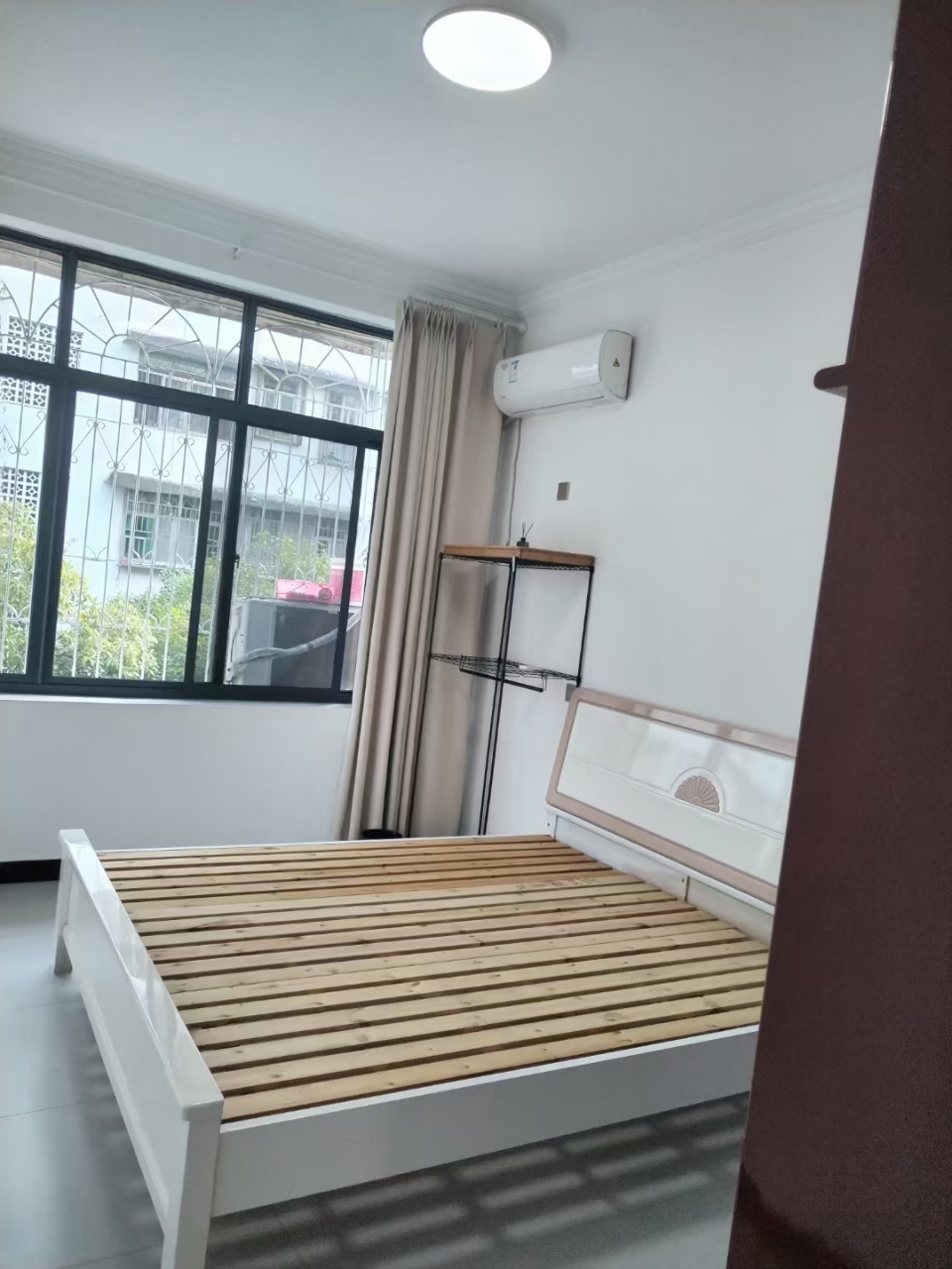 娄底人文师范学院家属楼  3室2厅1卫    1300.0元/月室内图