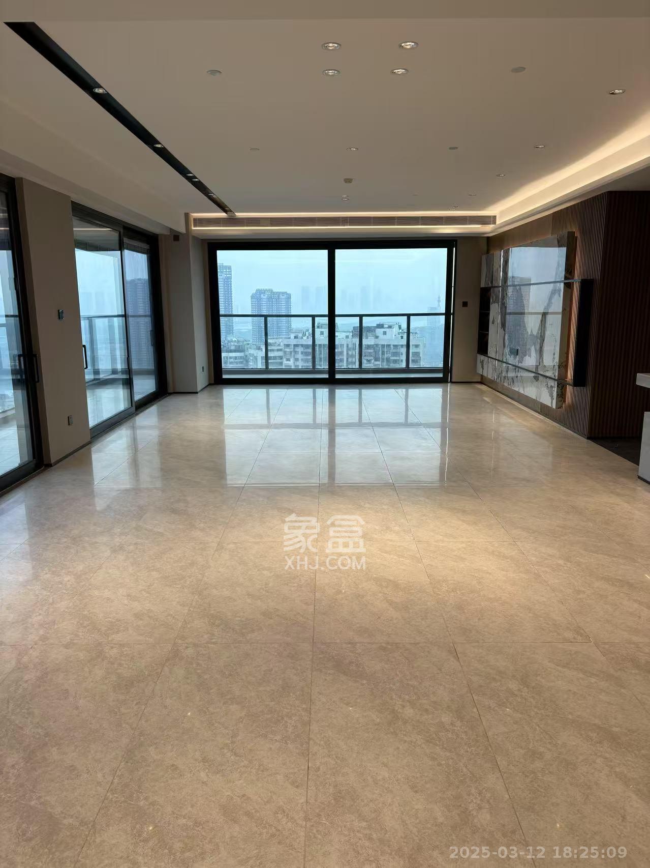 长沙悦府(华润万象城) 4室2厅1卫 25000.0元/月 长沙悦府(华润万象城) 4室2厅1卫 25000.0元/月室内图