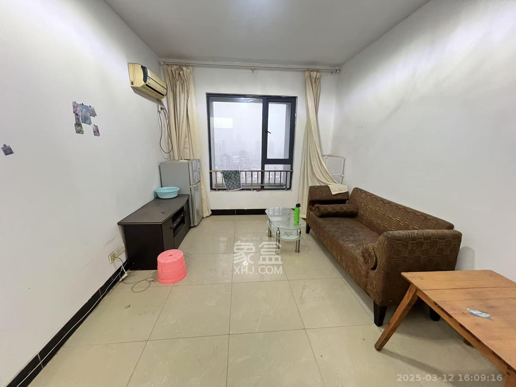 万象新天 1室1厅1卫 1700.0元/月 万象新天 1室1厅1卫 1700.0元/月室内图