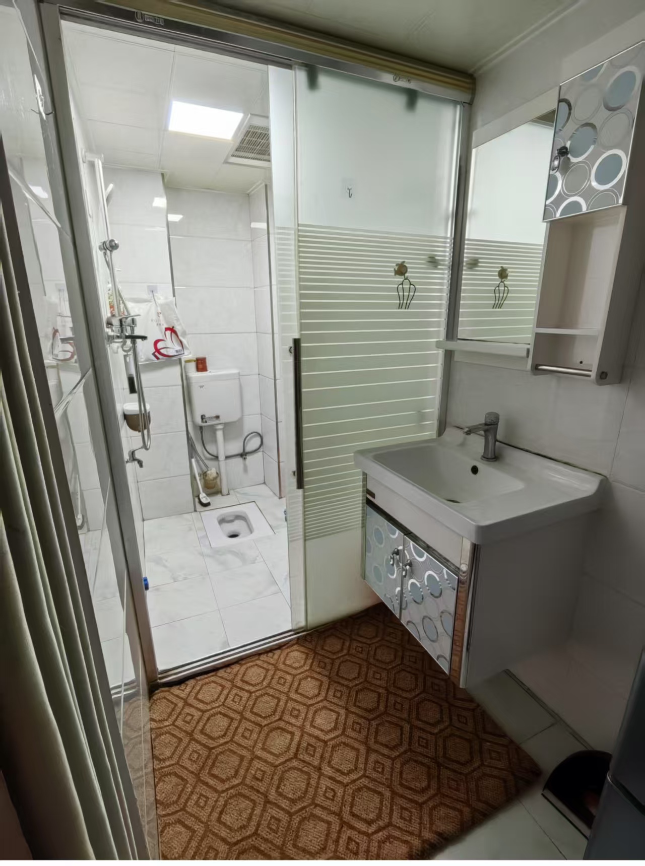 鹏利广场 1室1厅1卫 1200.0元/月 鹏利广场 1室1厅1卫 1200.0元/月室内图