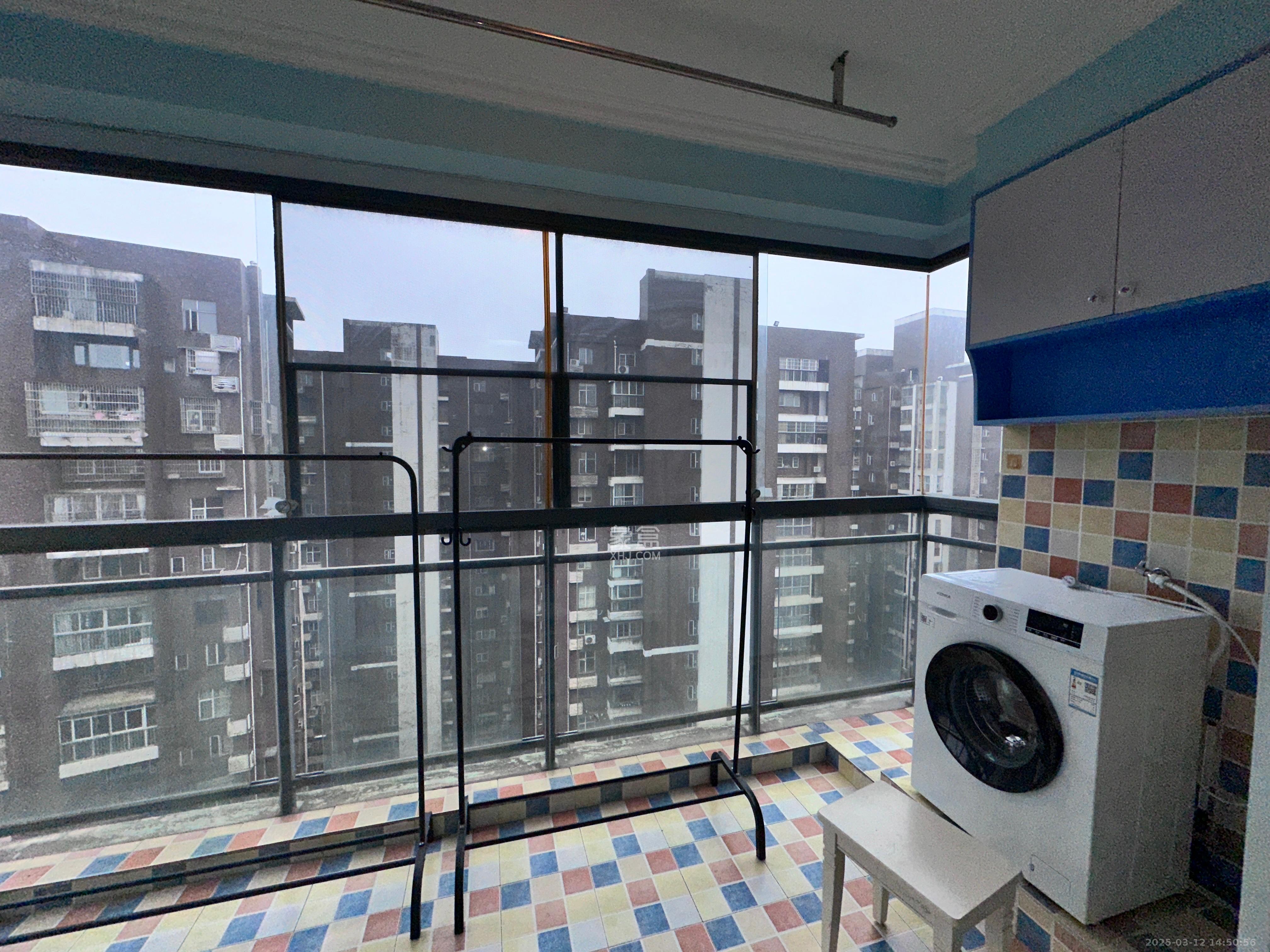 湘府十城（汇财御景湾新寓,汇财国际）  2室2厅1卫   2300.00元/月室内图