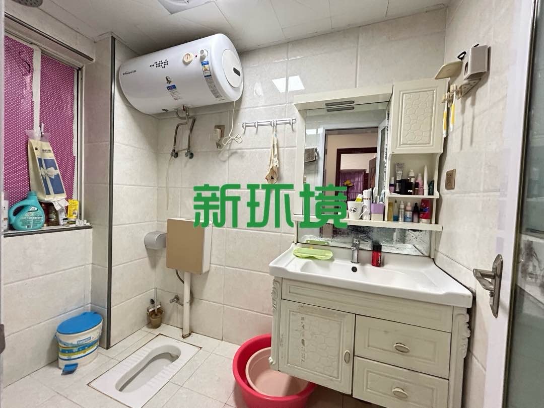 维港十字街  3室2厅2卫   73.80万客厅