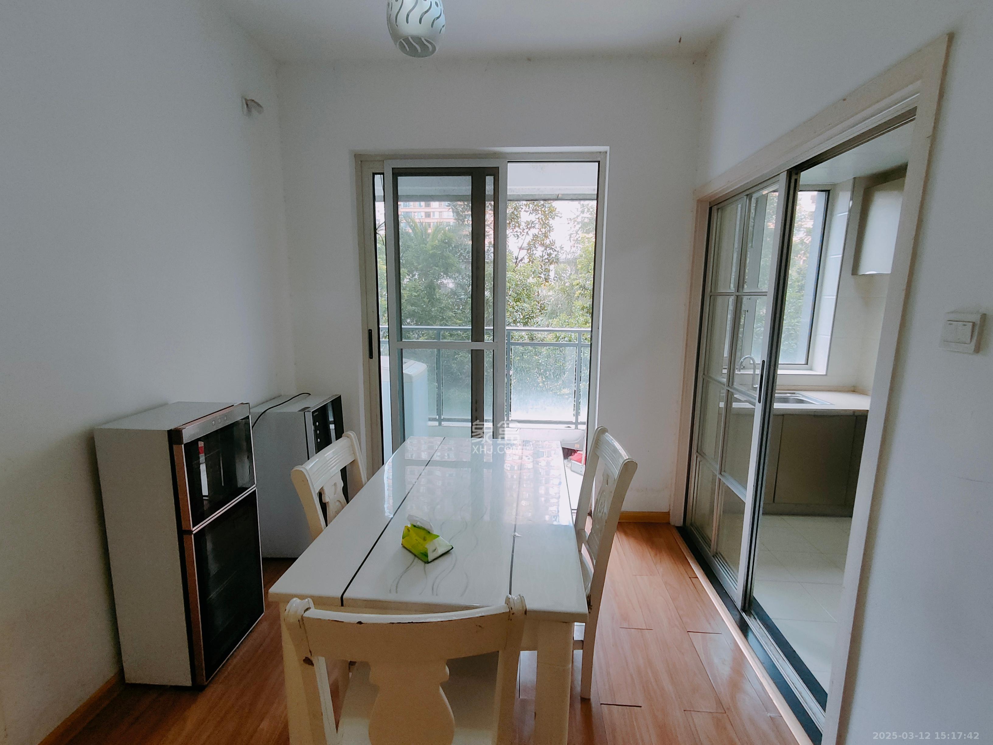 五矿万境水岸三期 1室2厅1卫 2000.0元/月 五矿万境水岸三期 1室2厅1卫 2000.0元/月室内图