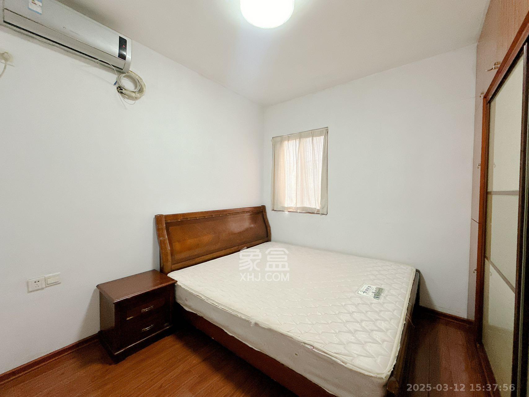 建鸿达现代公寓  2室1厅1卫   2200.00元/月室内图