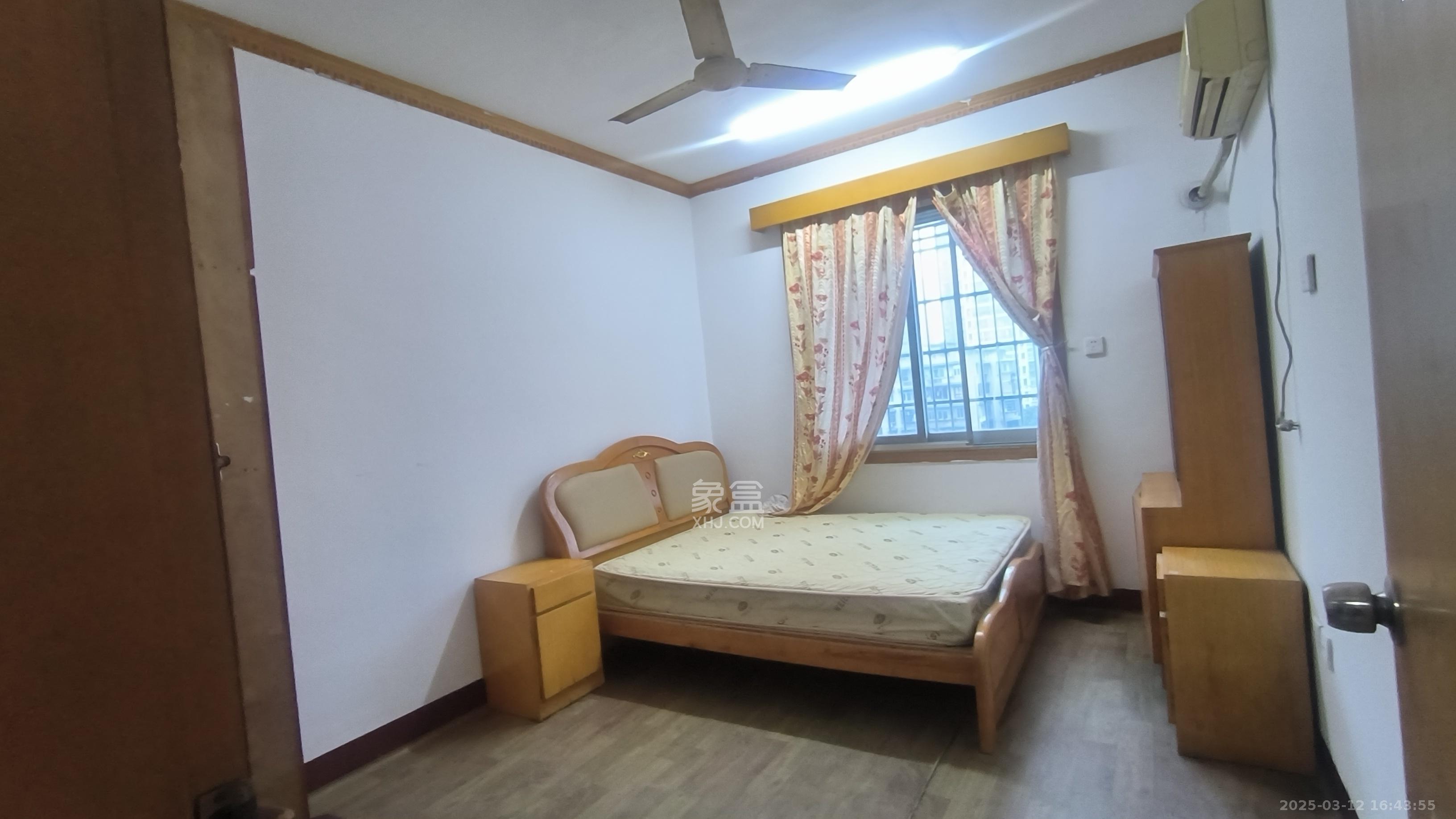 红旗区机械研究所宿舍 3室1厅1卫 1600.0元/月 红旗区机械研究所宿舍 3室1厅1卫 1600.0元/月室内图