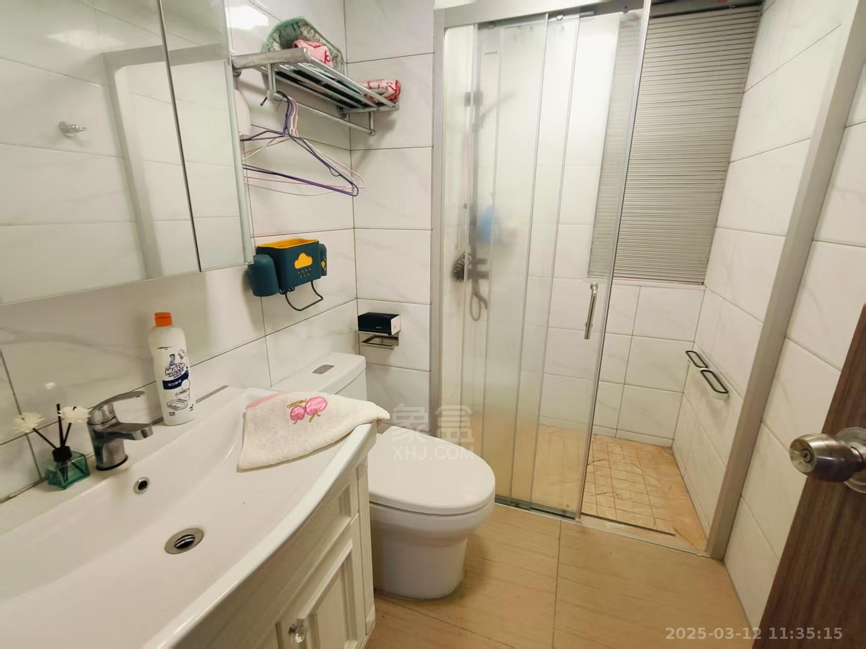 碧桂园麓府 3室2厅2卫 2000.0元/月 碧桂园麓府 3室2厅2卫 2000.0元/月室内图