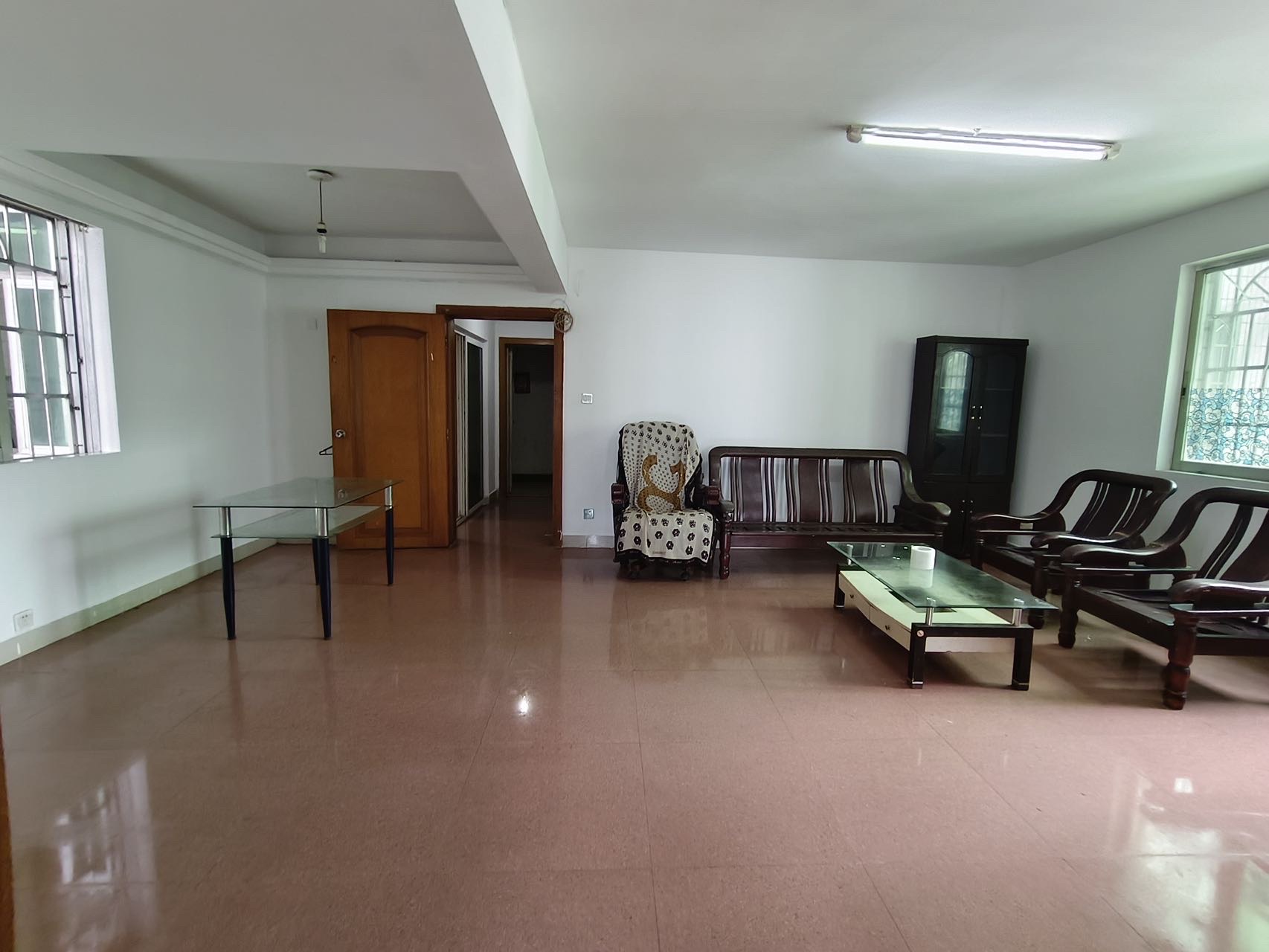 龙华商城  2室2厅0卫    86.0万 龙华商城  2室2厅0卫    86.0万户型图