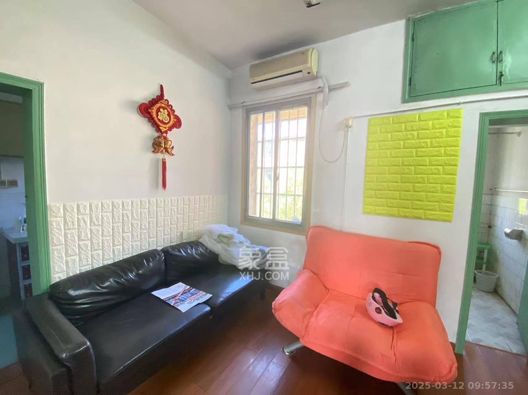 浦沅生活一区 2室1厅1卫 1300.0元/月 浦沅生活一区 2室1厅1卫 1300.0元/月室内图