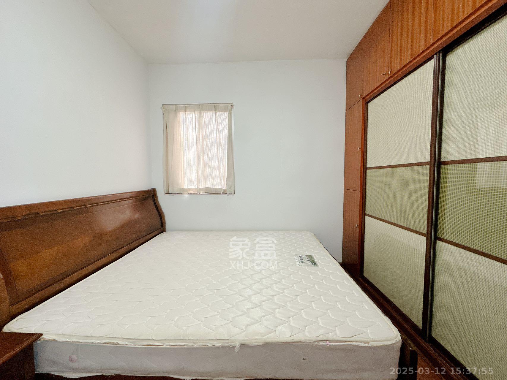 建鸿达现代公寓  2室1厅1卫   2200.00元/月室内图