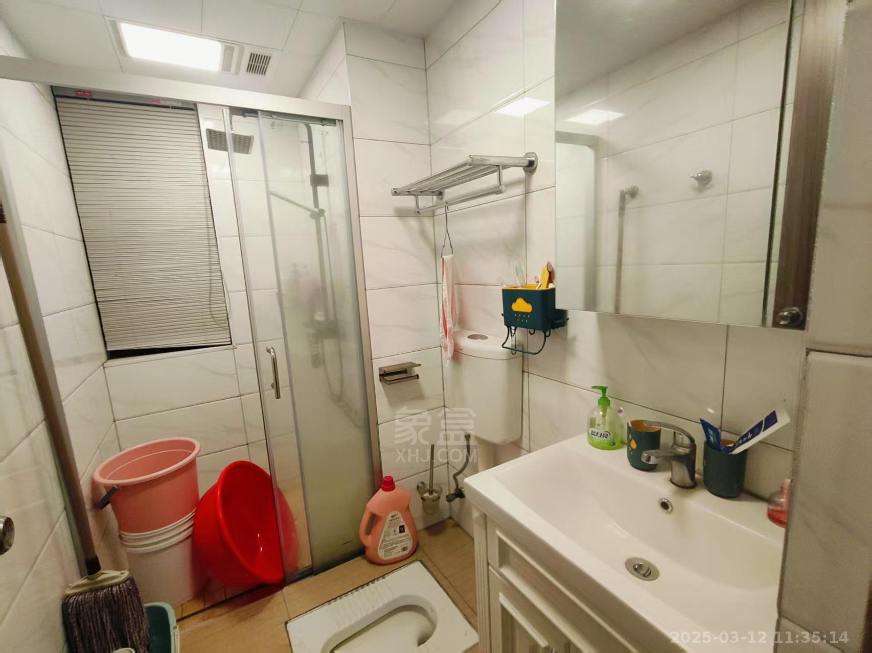 碧桂园麓府 3室2厅2卫 2000.0元/月 碧桂园麓府 3室2厅2卫 2000.0元/月室内图