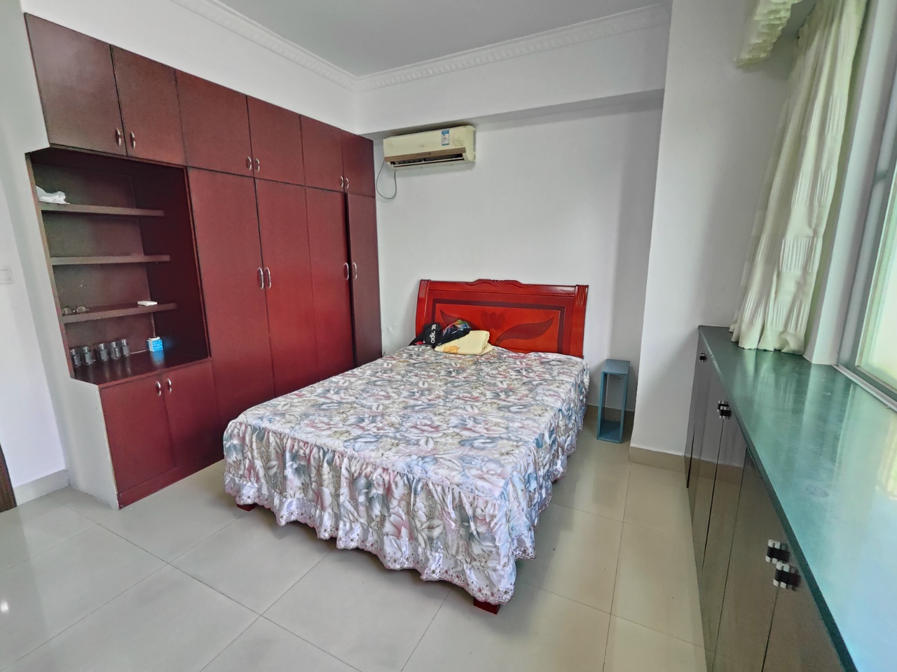 德意雅苑 2室2厅1卫 2200.0元/月 德意雅苑 2室2厅1卫 2200.0元/月室内图