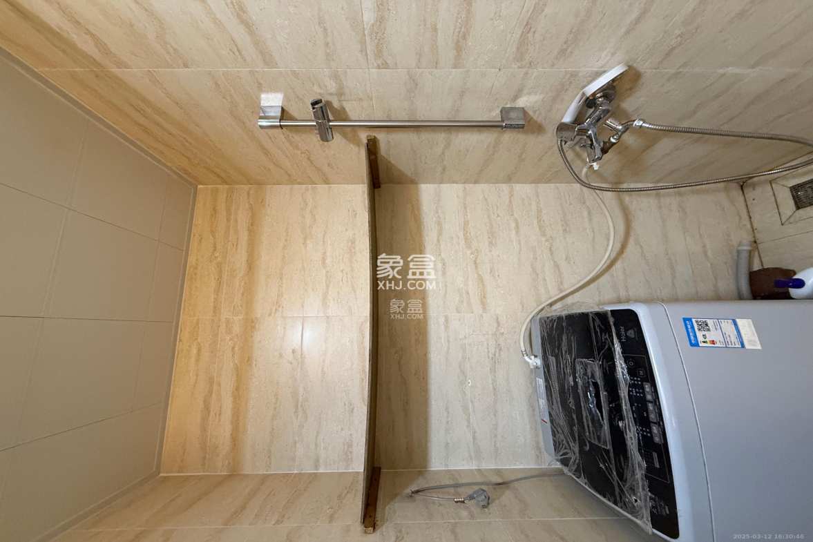 君合天玺 1室1厅1卫 1500.0元/月 君合天玺 1室1厅1卫 1500.0元/月室内图